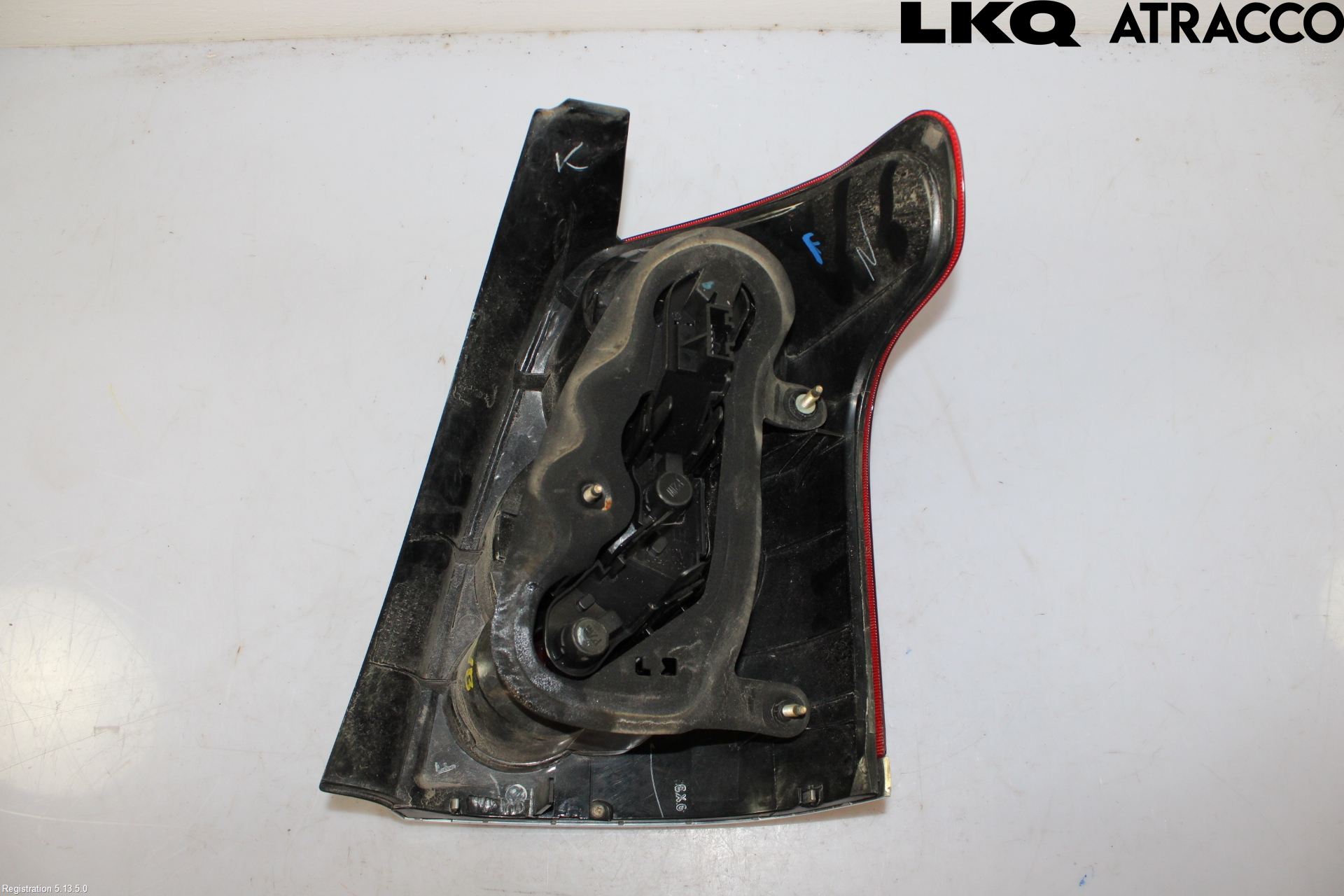 Toyota AVENSIS 03-06 Baklykt Venstre