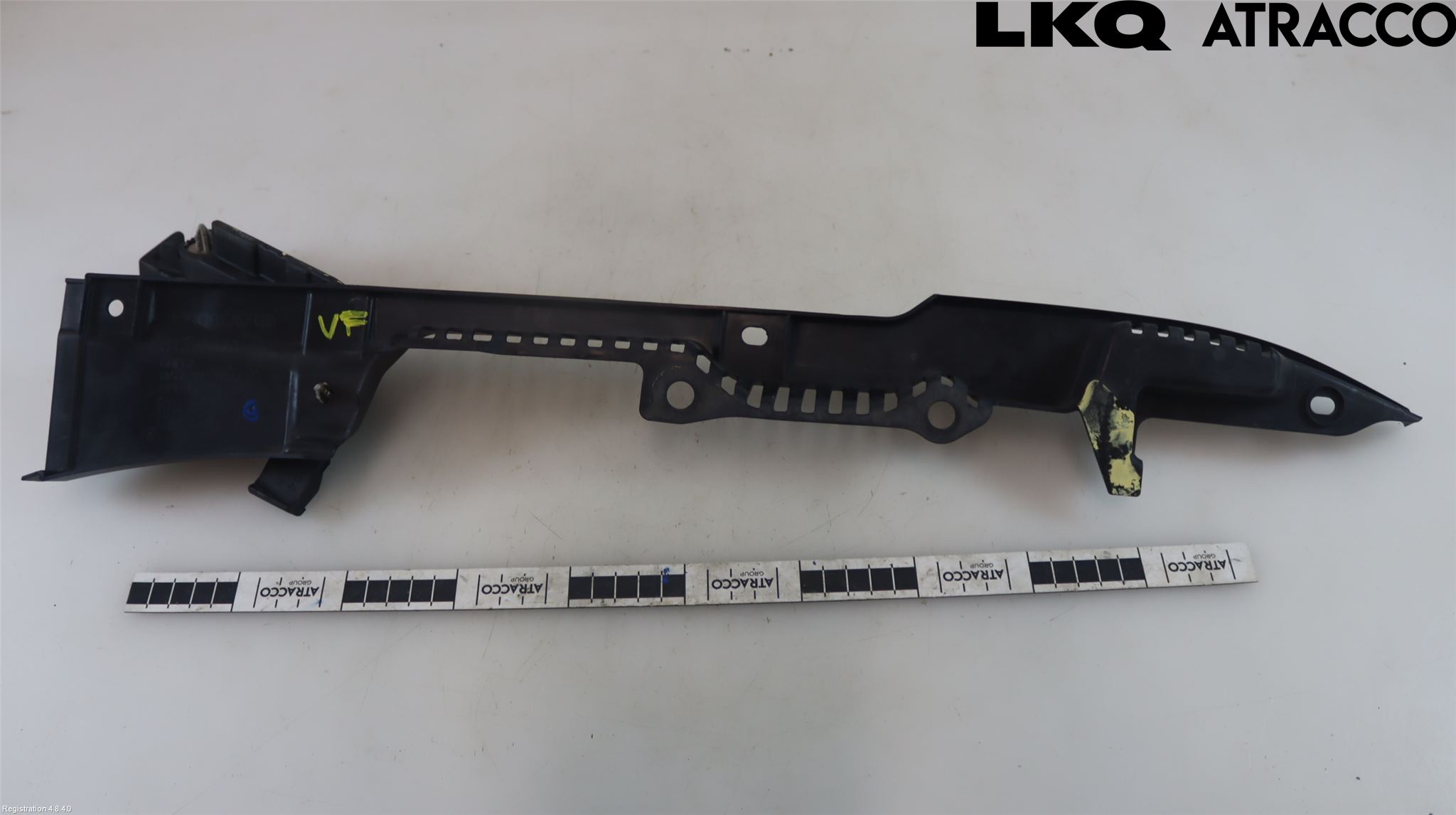 Volvo V90 17->> Visker Deksel-Grill-Under Frr