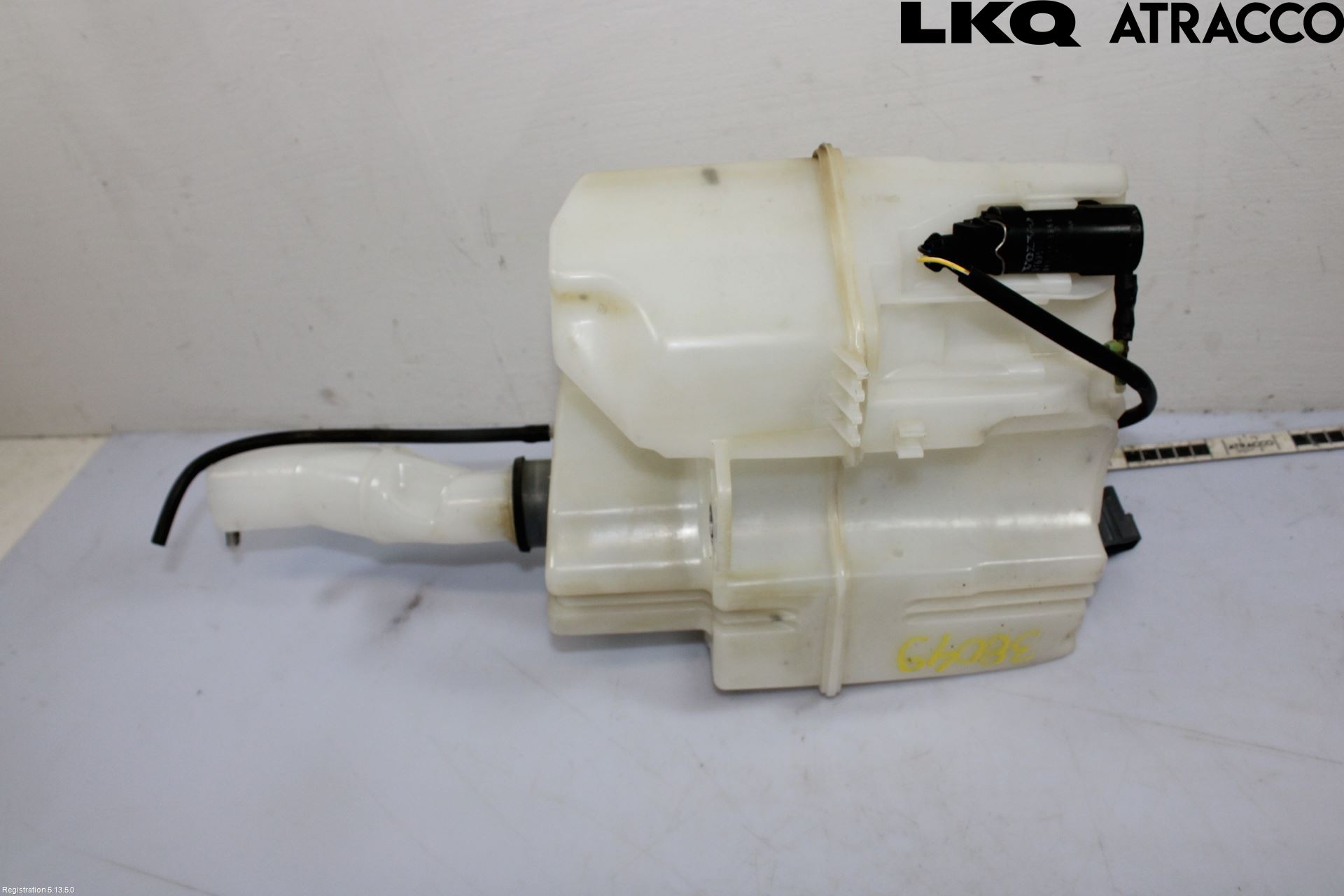 Volvo S60 01-04 Spylerbeholder Frontrute-Lykte