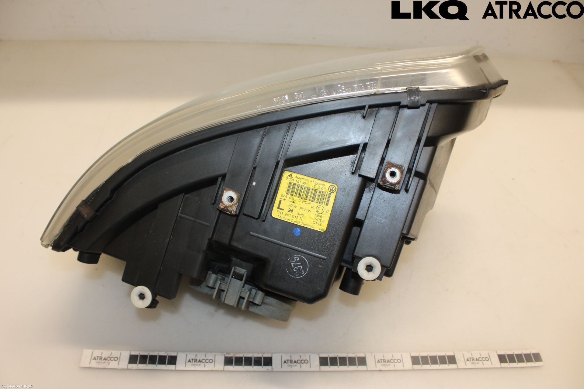 Volkswagen VW TRANSP/CARAVELLE (T5) 04-15 Frontlykt Venstre