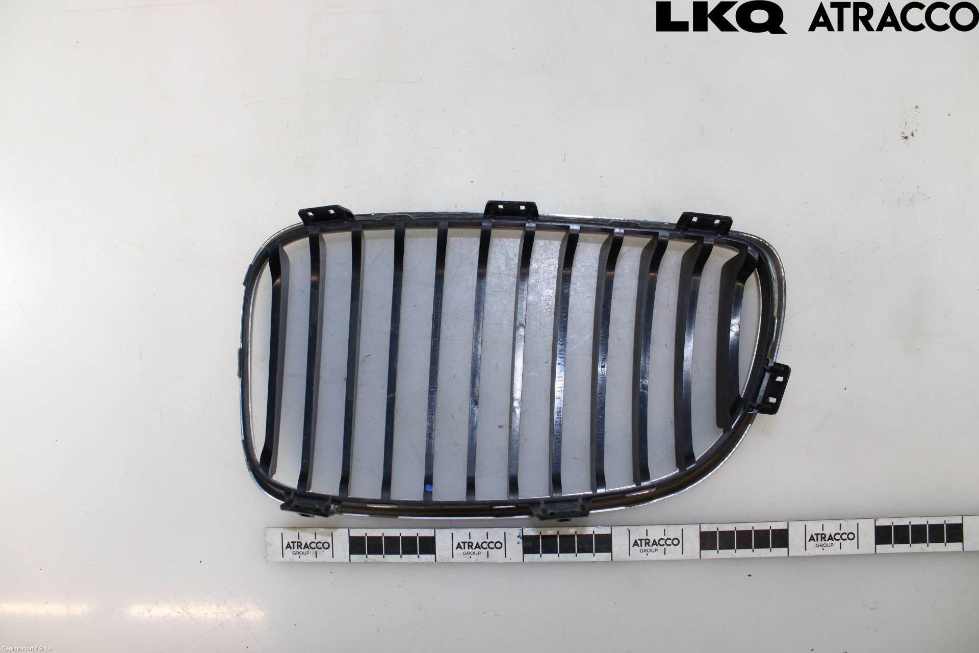 BMW 1 E87/81 5D/3D 03-11 Grilldel Høyre