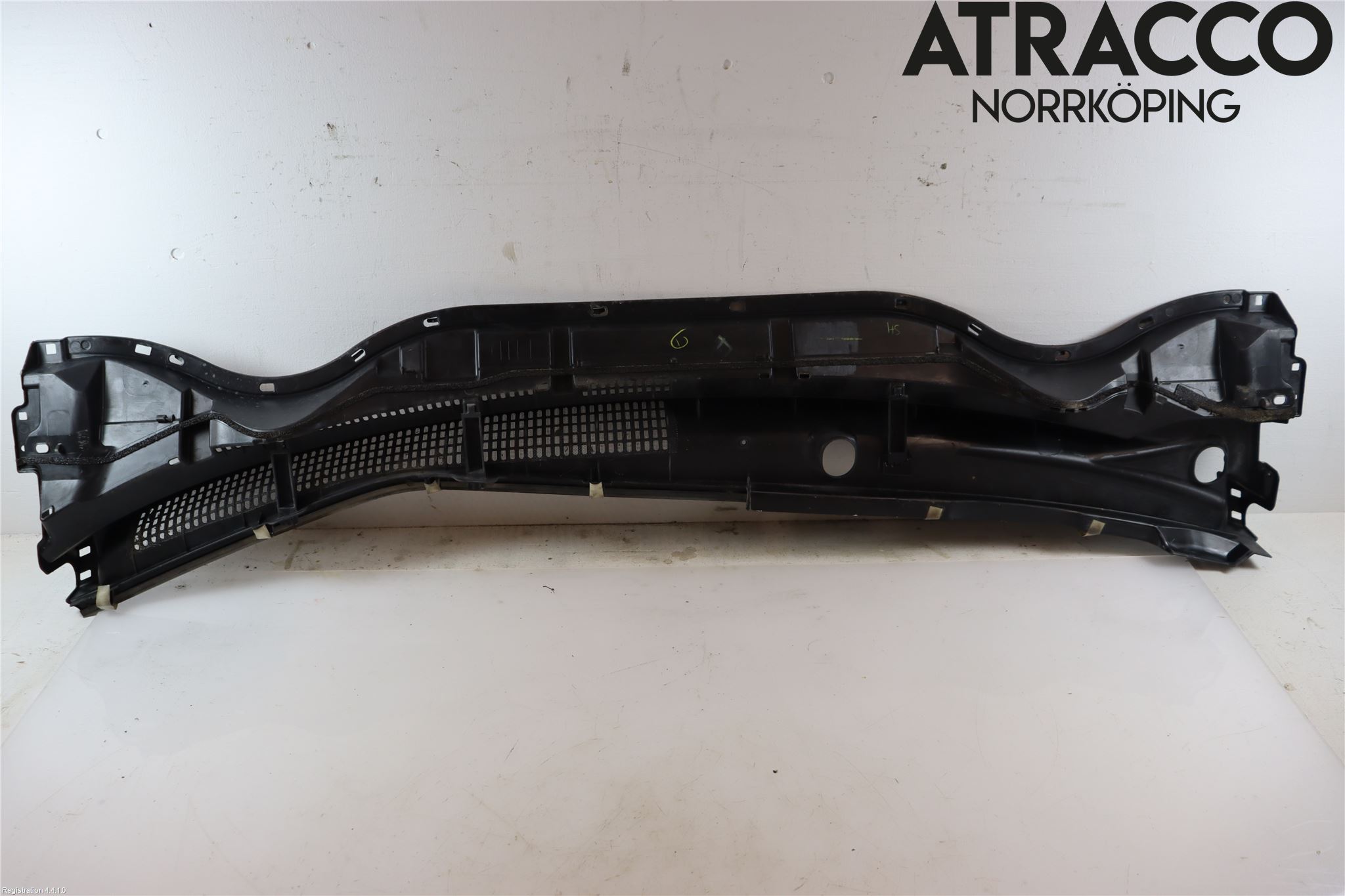 Toyota AURIS 13-19 Visker Deksel-Grill-Under Frr