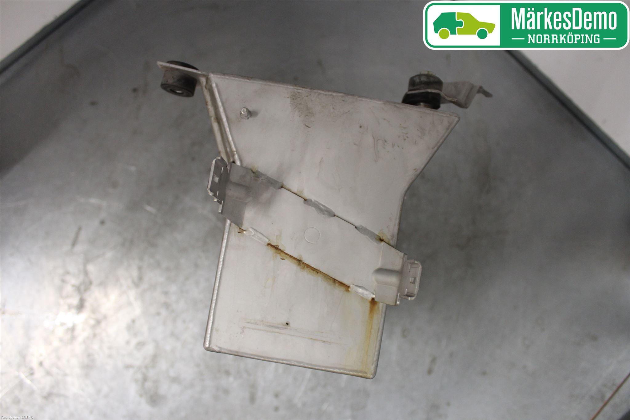 Volkswagen VW CADDY 16-20 Drivstofftank Innsprøytning