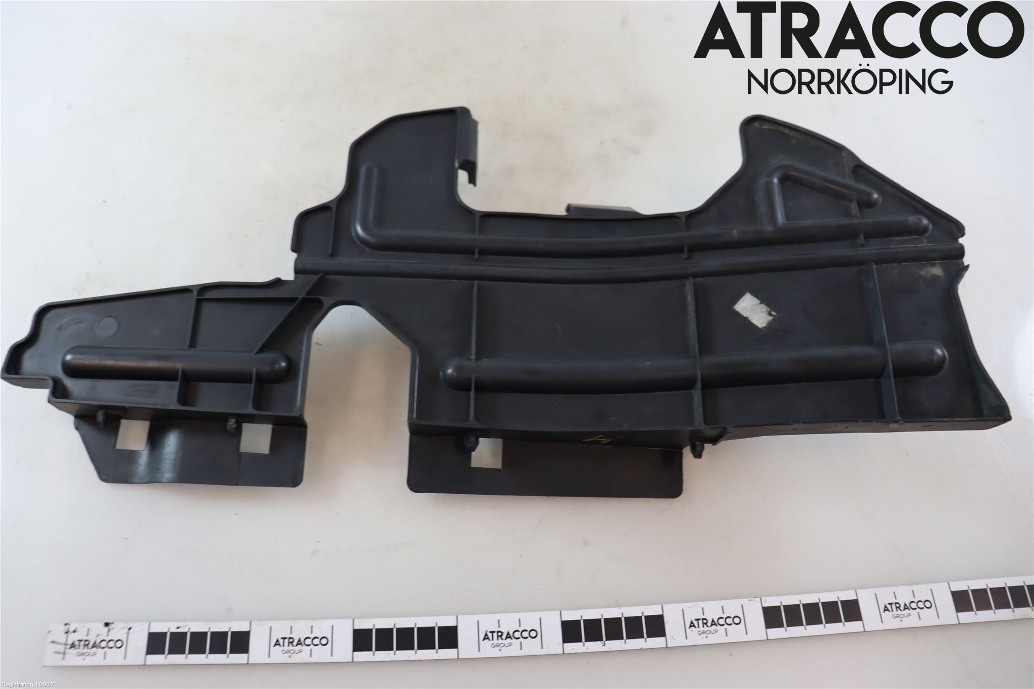 Toyota COROLLA VERSO 04-07 Luftstyring Front