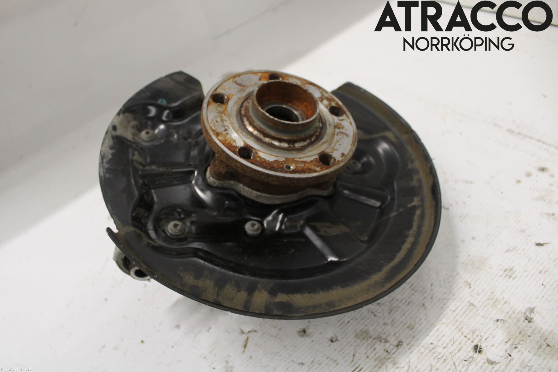 Audi Q3 8U 12-18 Spindel Vb