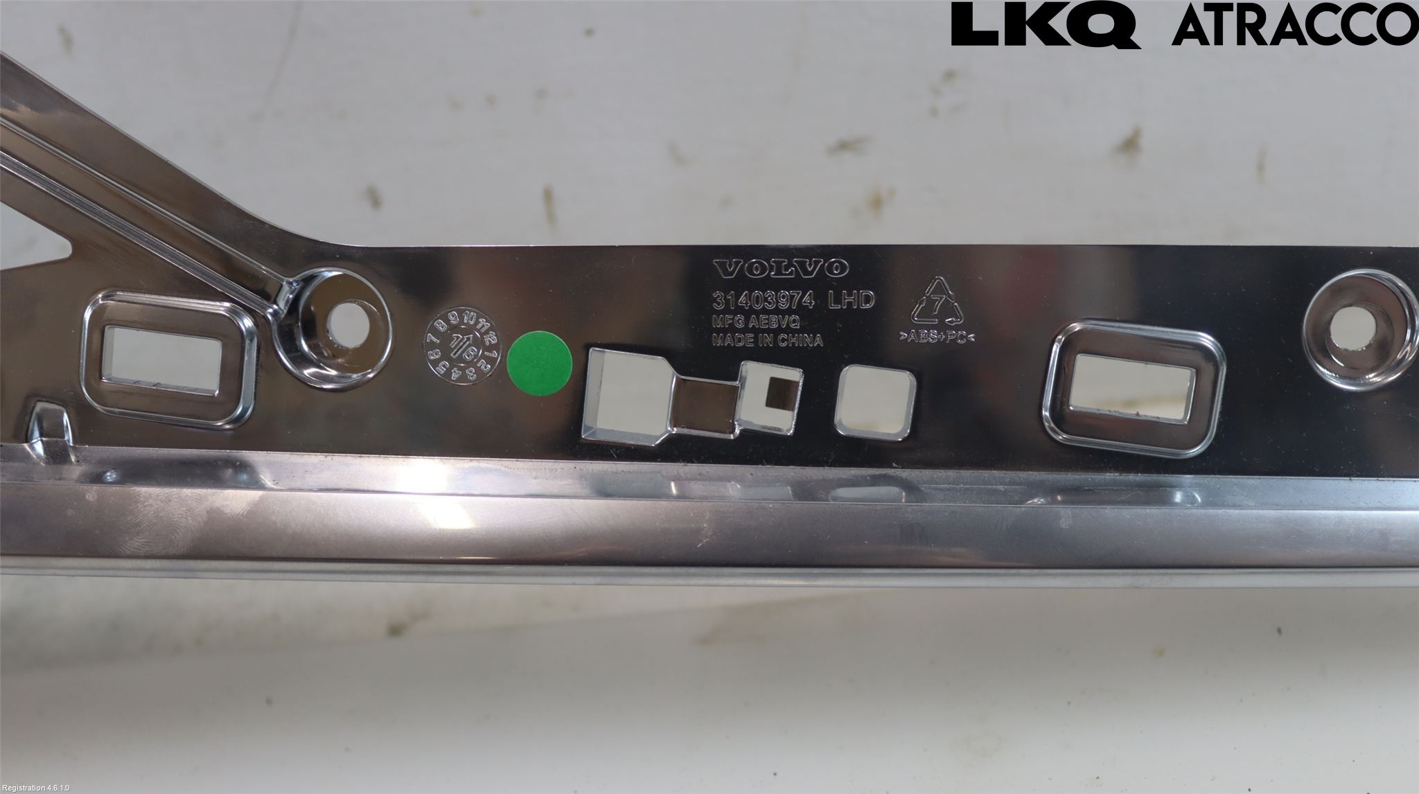 Volvo V90 17->> Innr Dekor Instrbord