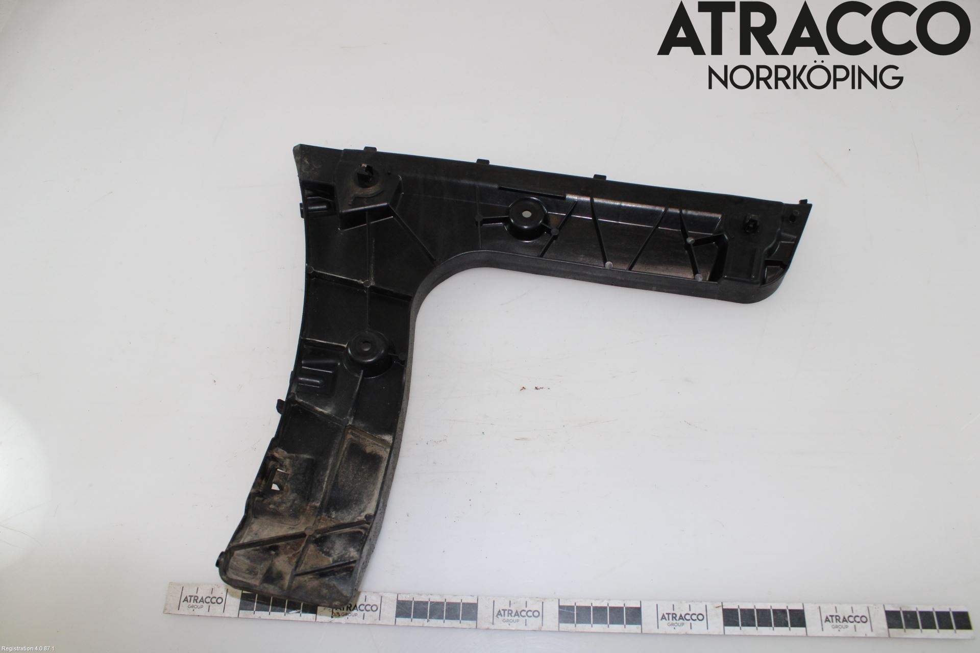 Audi A6/S6 4G 11-18 Støtfangerfeste Bak Høyre