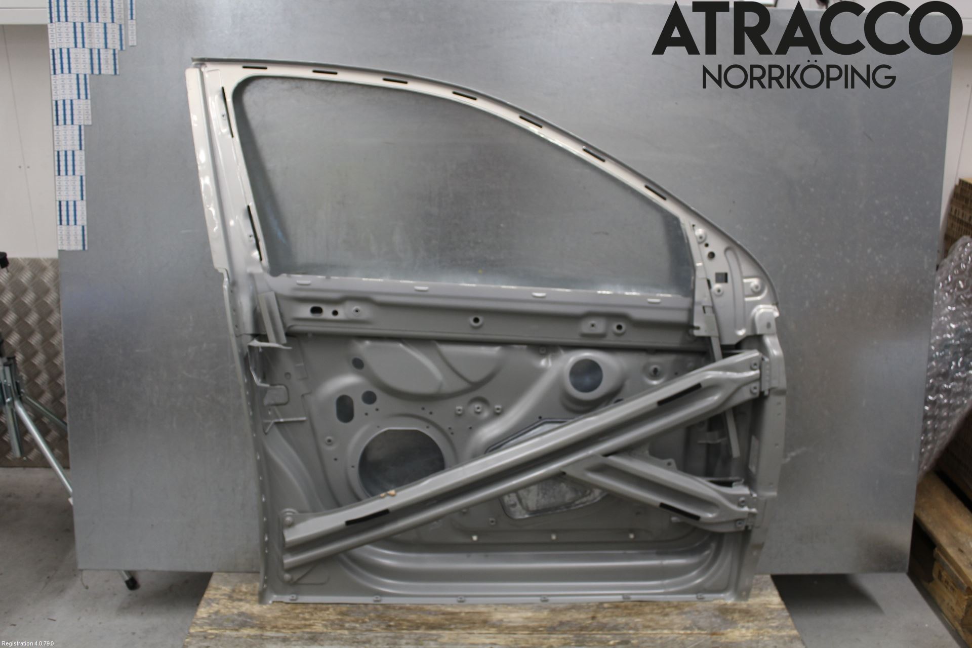 Volkswagen VW GOLF VI 09-13 Dør 4D Foran Høyre