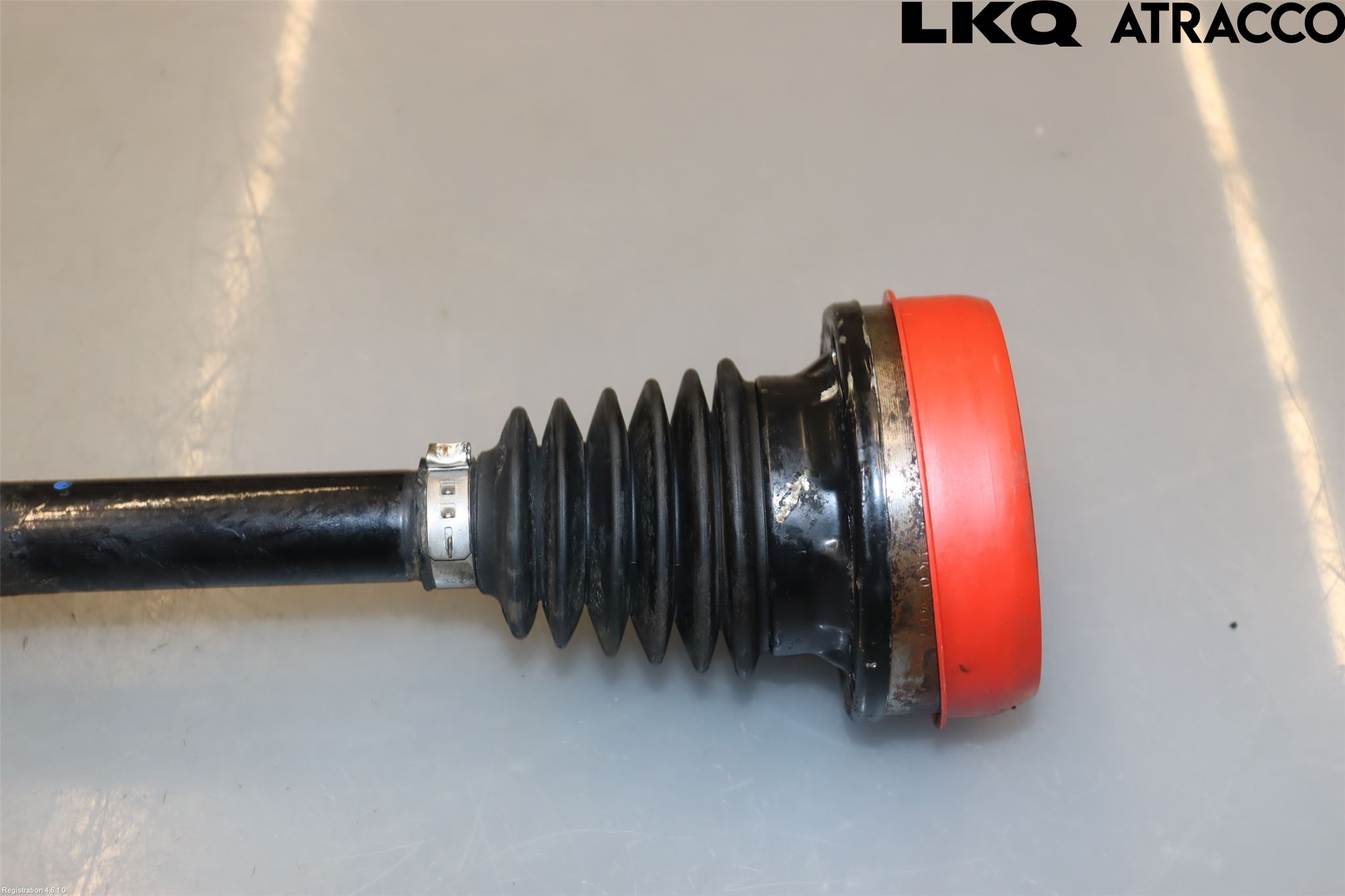 Volkswagen VW JETTA V 06-10 Drivaksel Foran Kompl Venstre