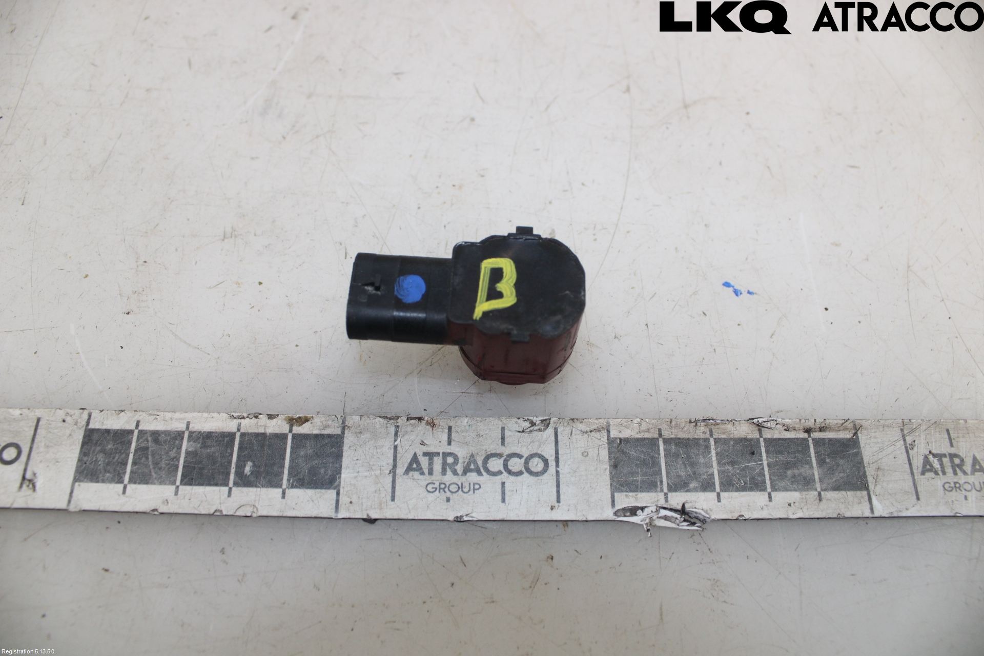 Volkswagen VW JETTA VI 11- Sensor Ryggesensor