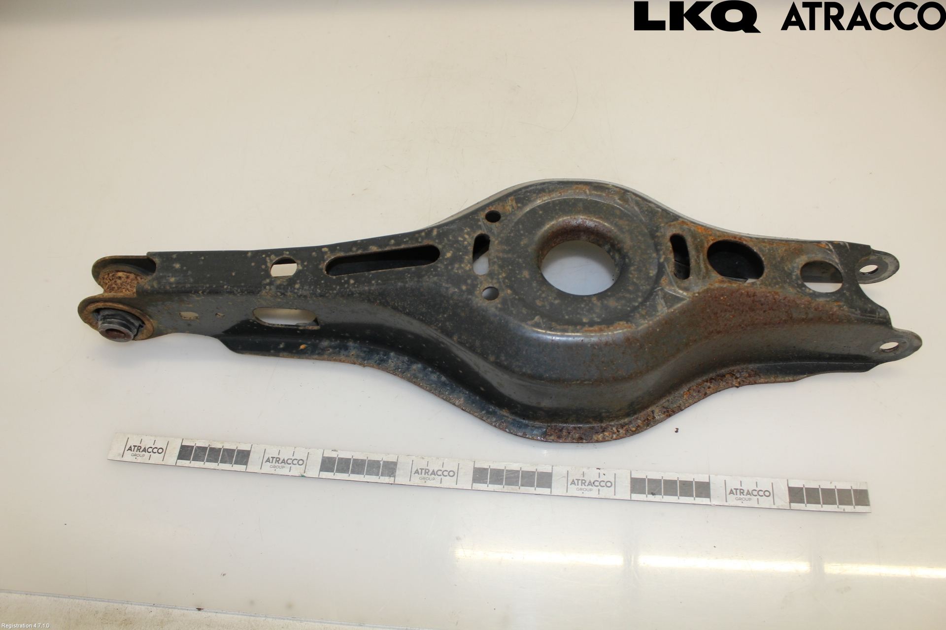 Toyota COROLLA 19- Bærearm Bak Høyre