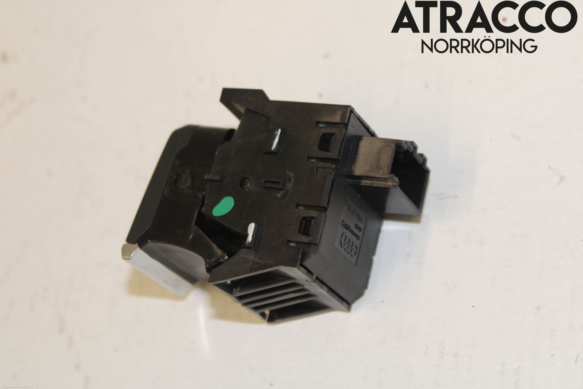Audi A4/S4 B9 16-19 Bryter Parkeringsbrems
