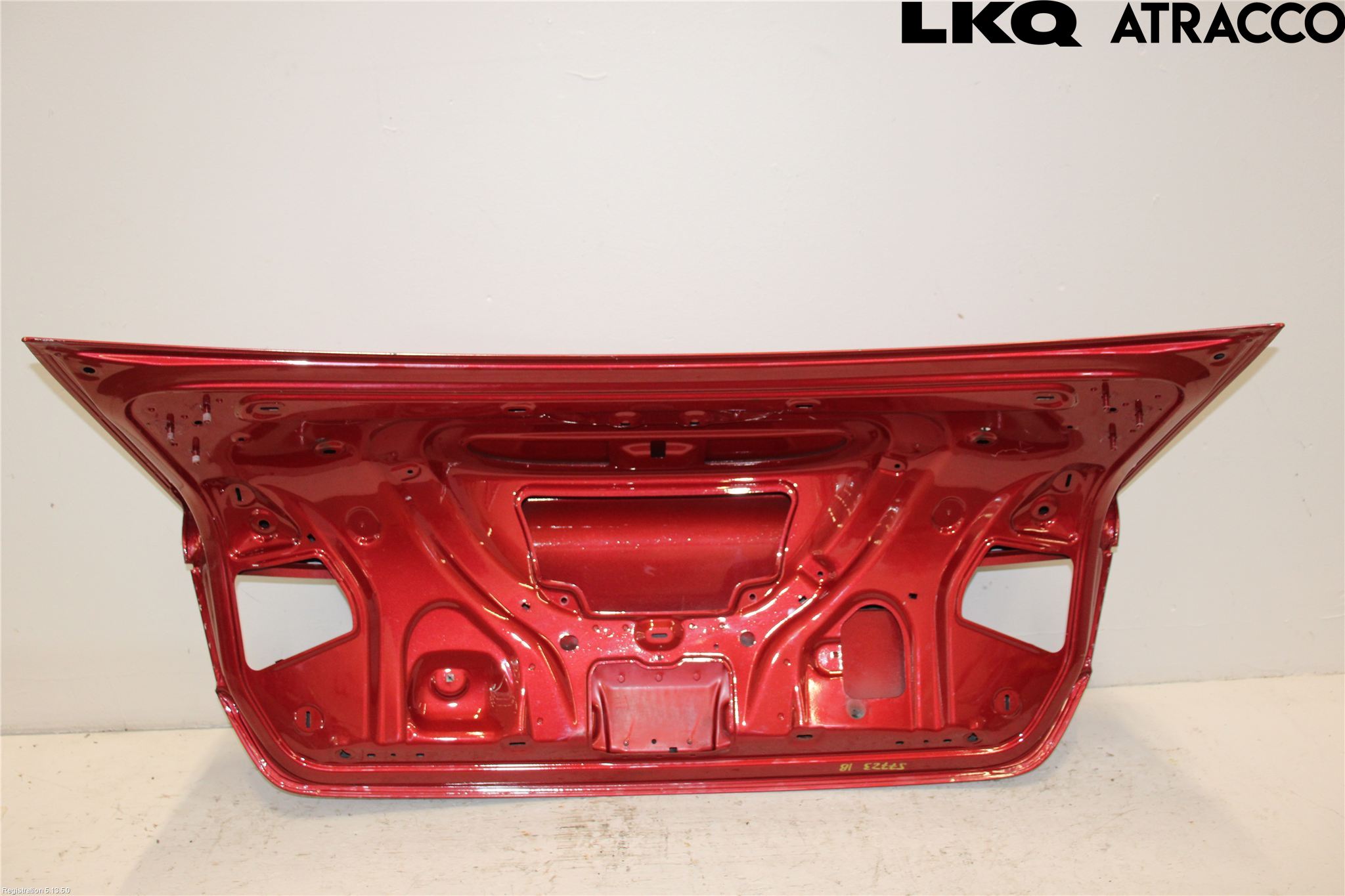 Audi A4/S4 08-11 Bakluke Koffertlokk