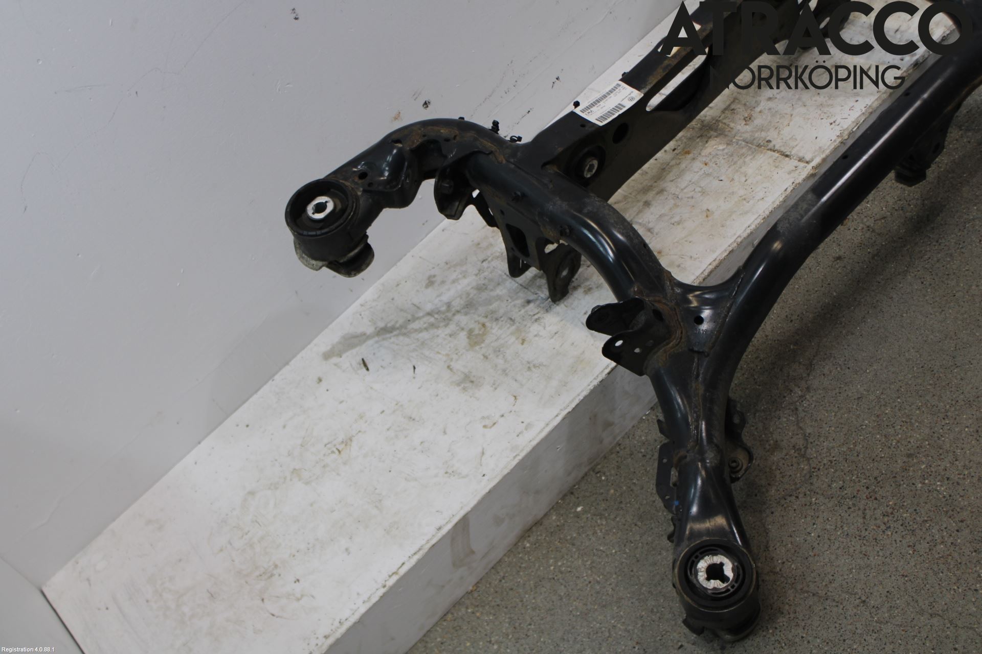 Volkswagen VW TOUAREG CR 18- Bakaksel Feste Travers-Ramme
