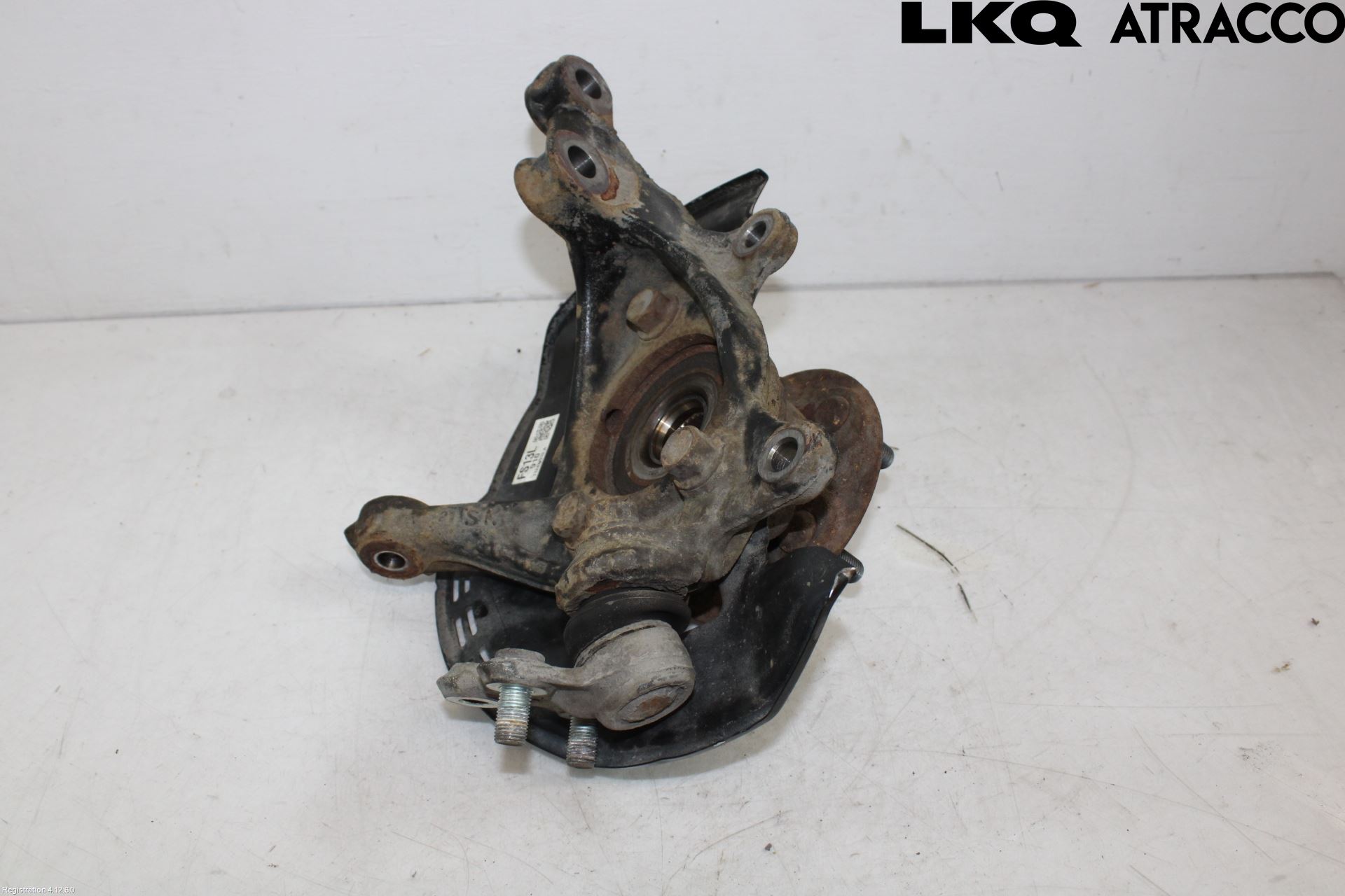 Toyota YARIS XP21 20- Spindel Vf