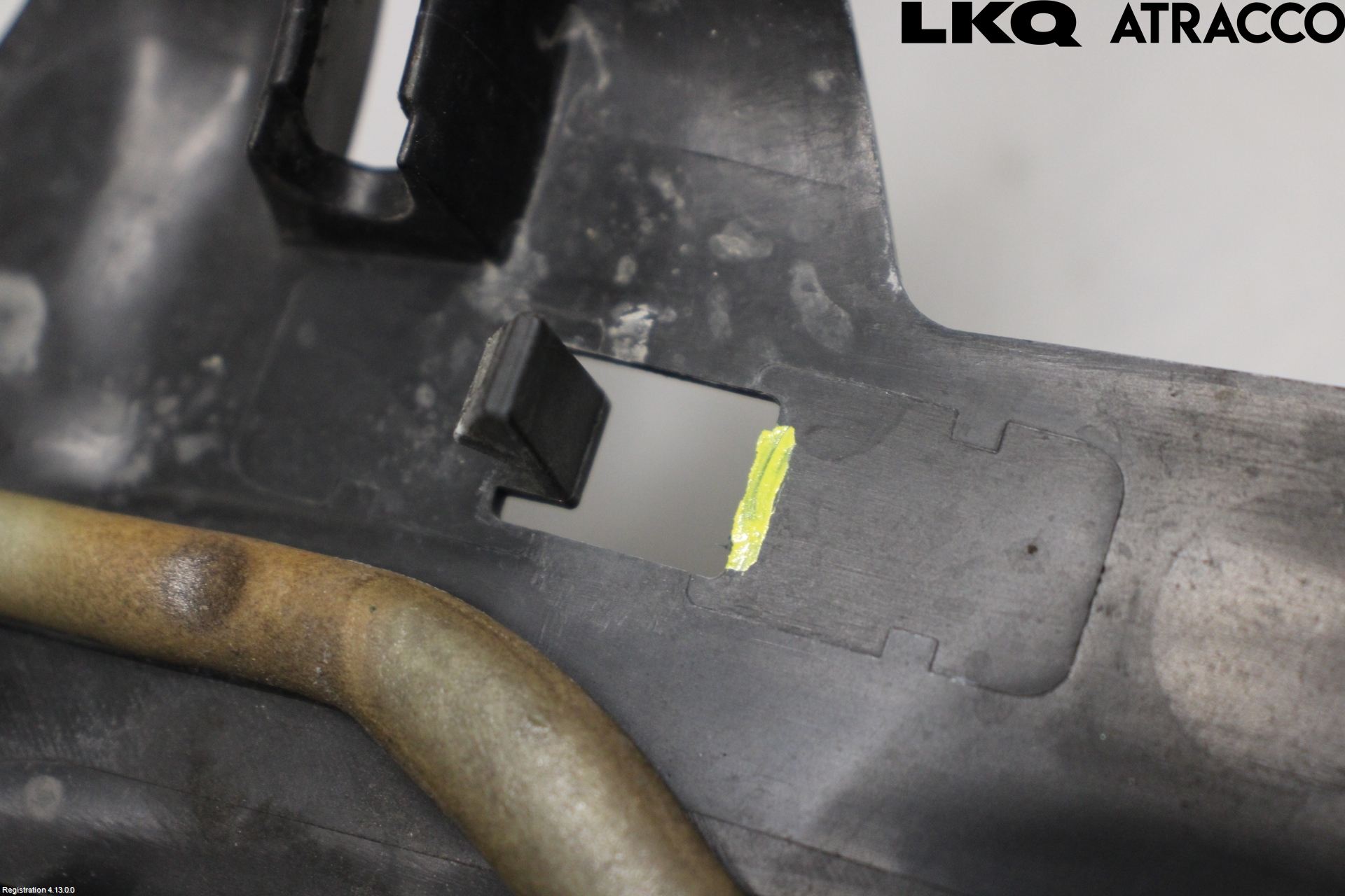 Peugeot 308 14-21 Visker Deksel-Grill-Under Frr