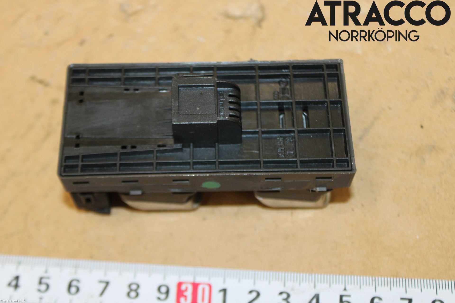 Audi A4 ALLROAD 09-16 Bryter Vindusheis