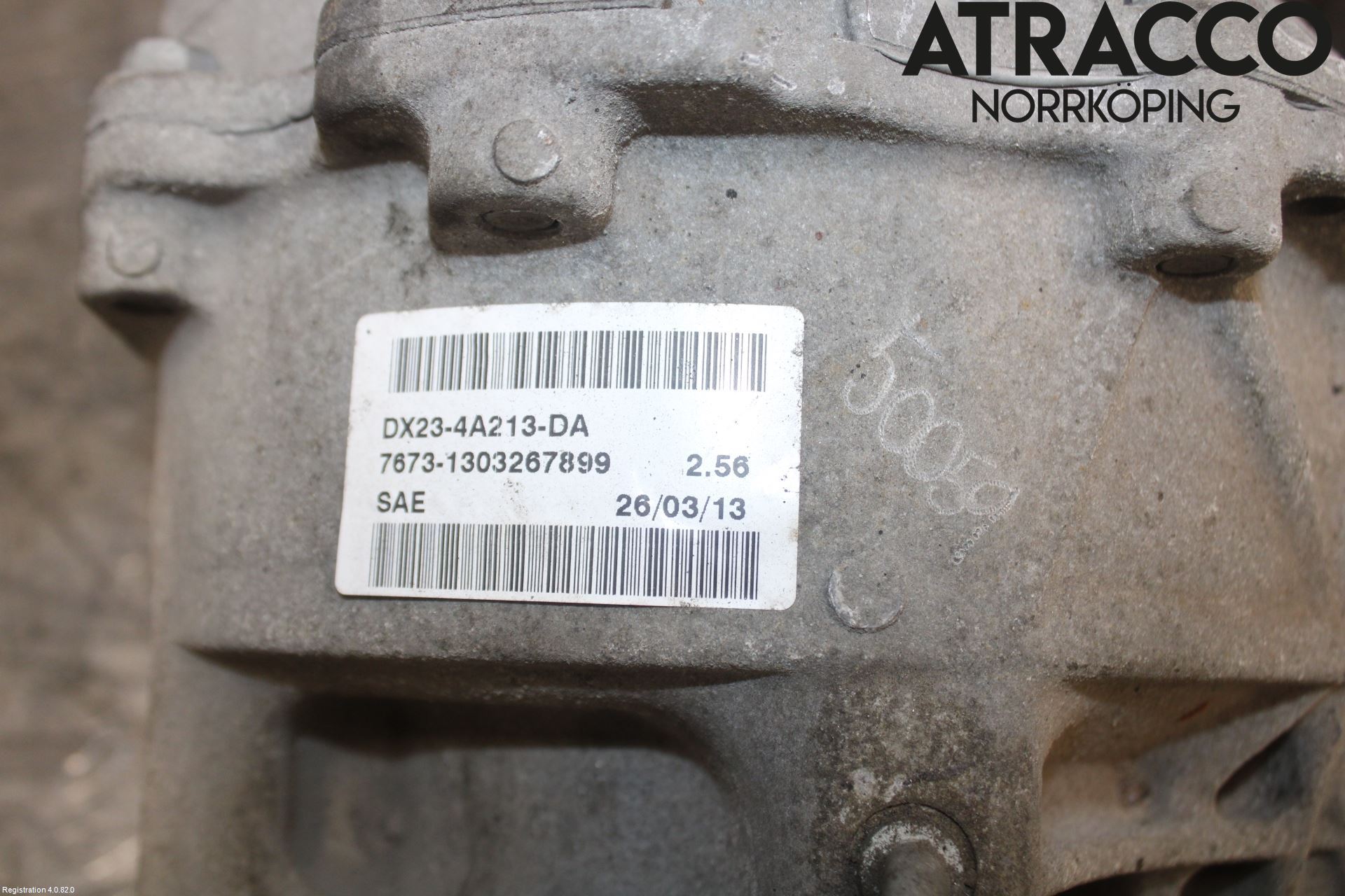 Jaguar XF 08-15 Bakaksel Kardang Bak -Diff