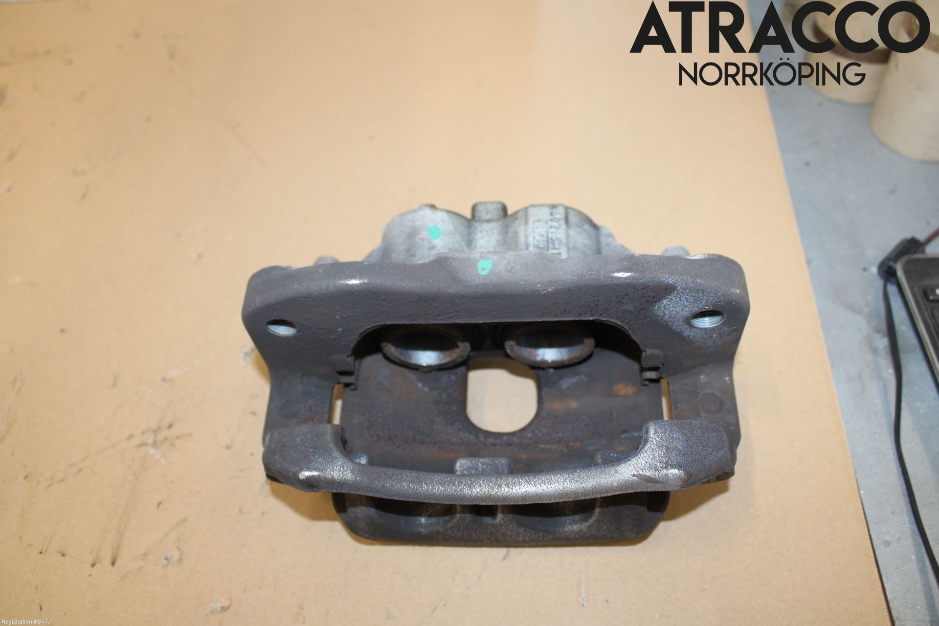 Volkswagen VW AMAROK 2H 10-22 Bremsecaliper Foran Høyre