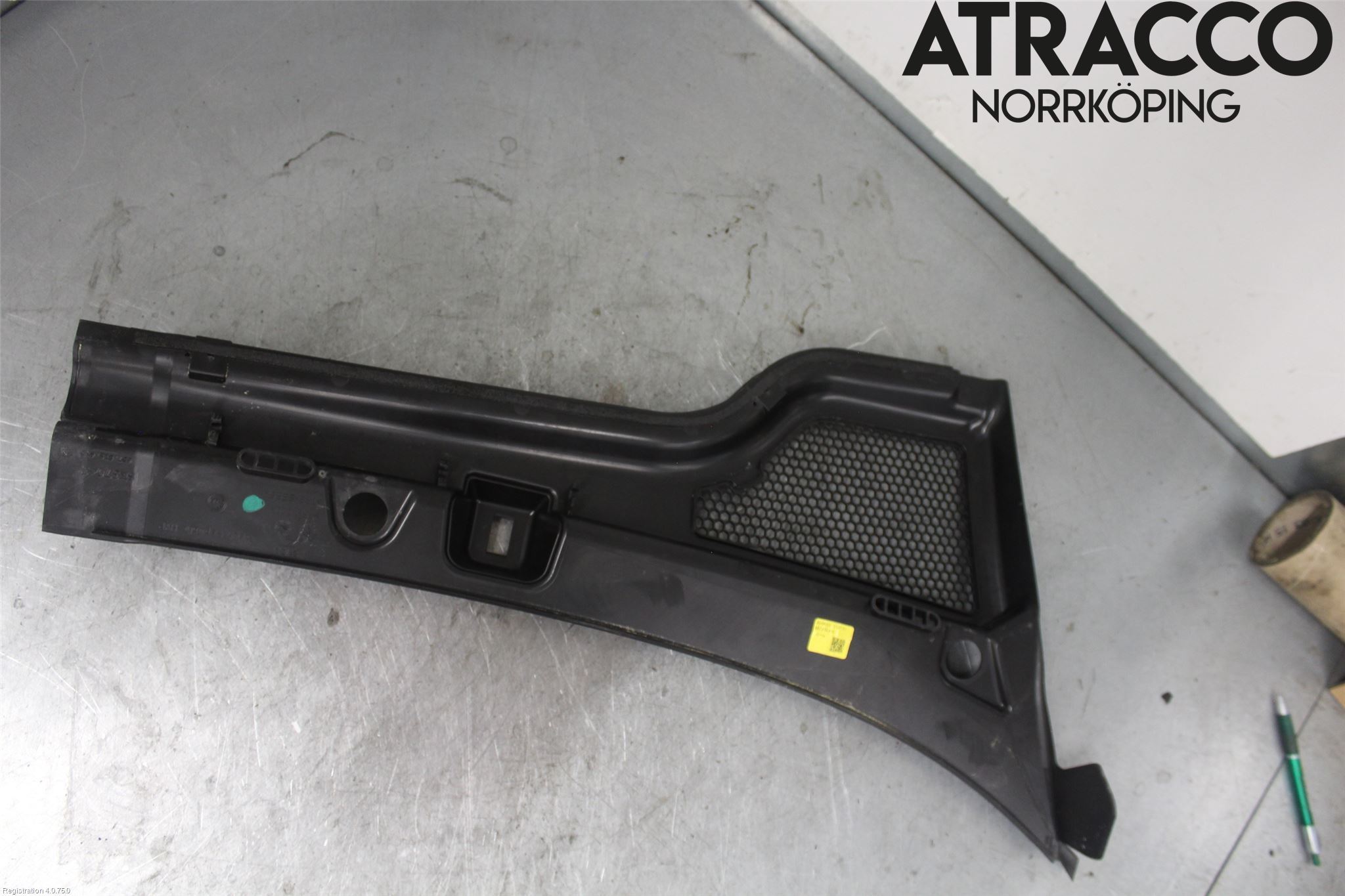 Skoda SCALA 19- Visker Deksel-Grill-Under Frr