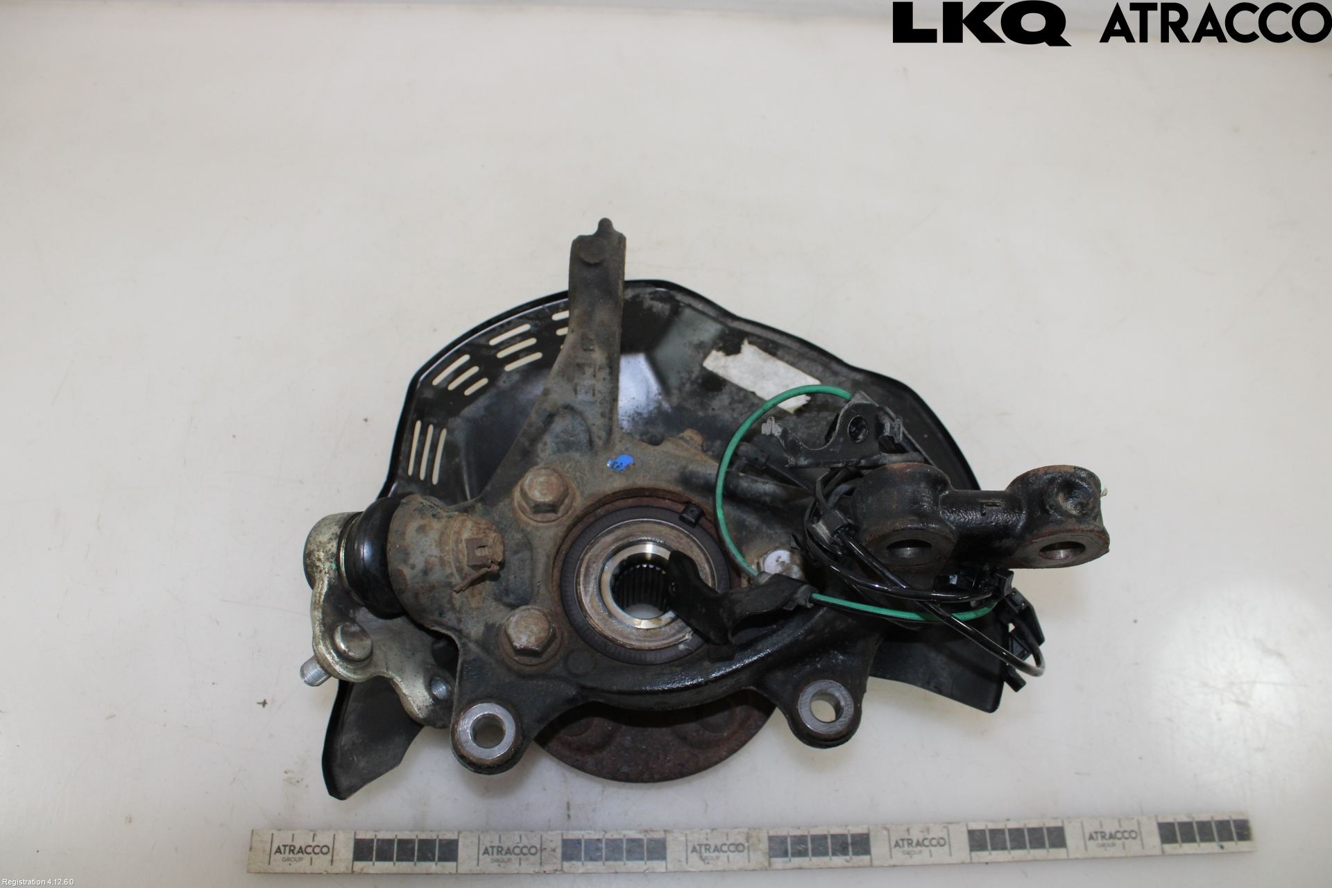 Toyota COROLLA 19- Spindel Vf