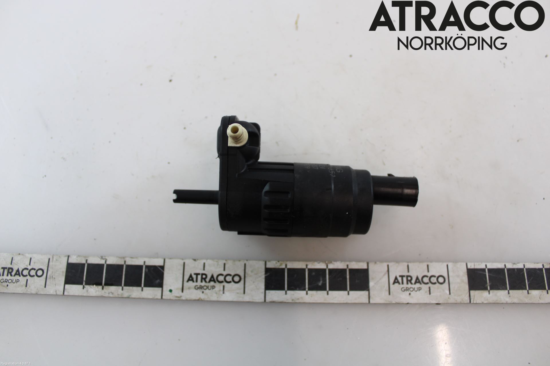 Volkswagen VW TOURAN 03-10 Spylerpumpe Frontrute