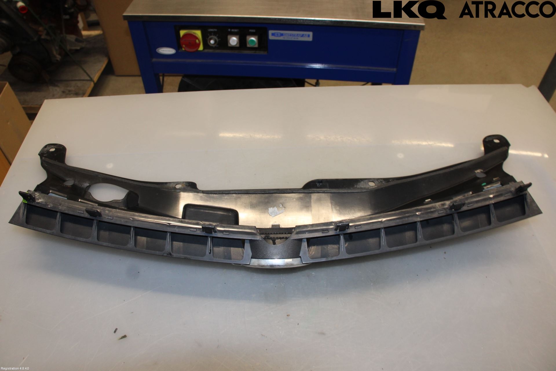 Opel ASTRA H 04-12 Grill Komplett
