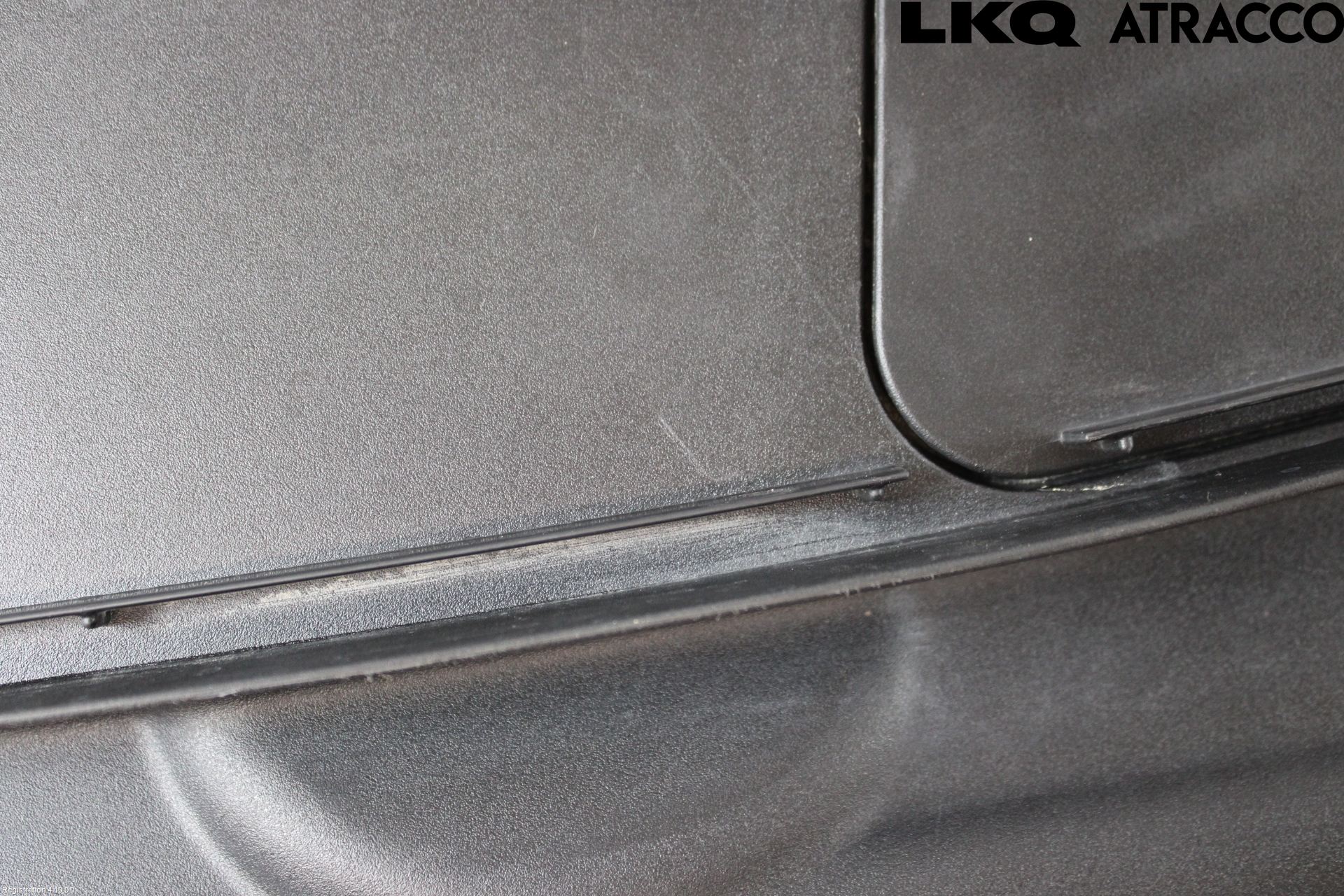 Volvo V90 17->> Visker Deksel-Grill-Under Frr