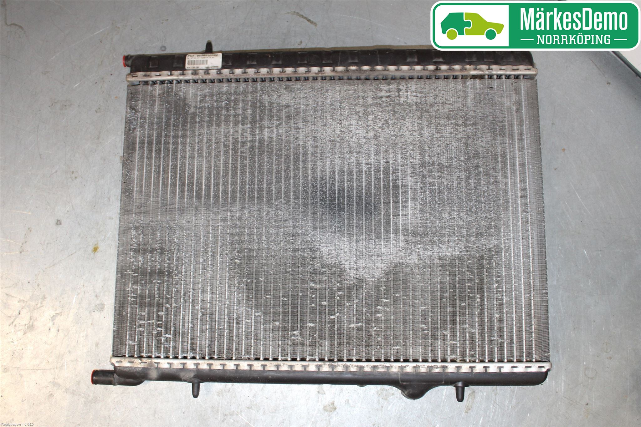 Peugeot 307     05-08 Radiator Manuell