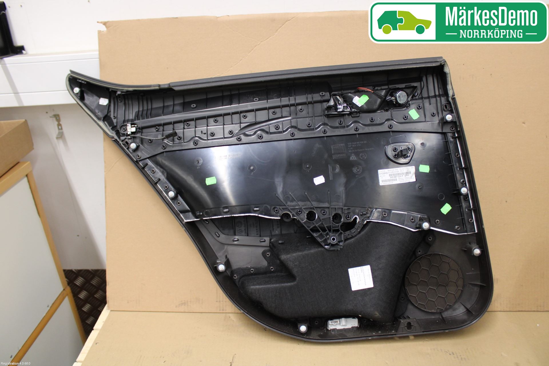 Skoda SUPERB 16-24 Innr Dørtrekk Høyre