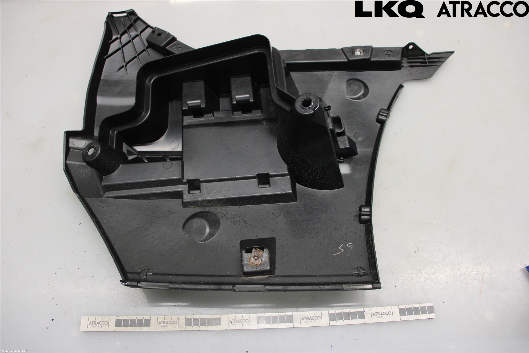 BMW 5 F10/F11/F18 09-17 Støtfangerfeste Bak Venstre