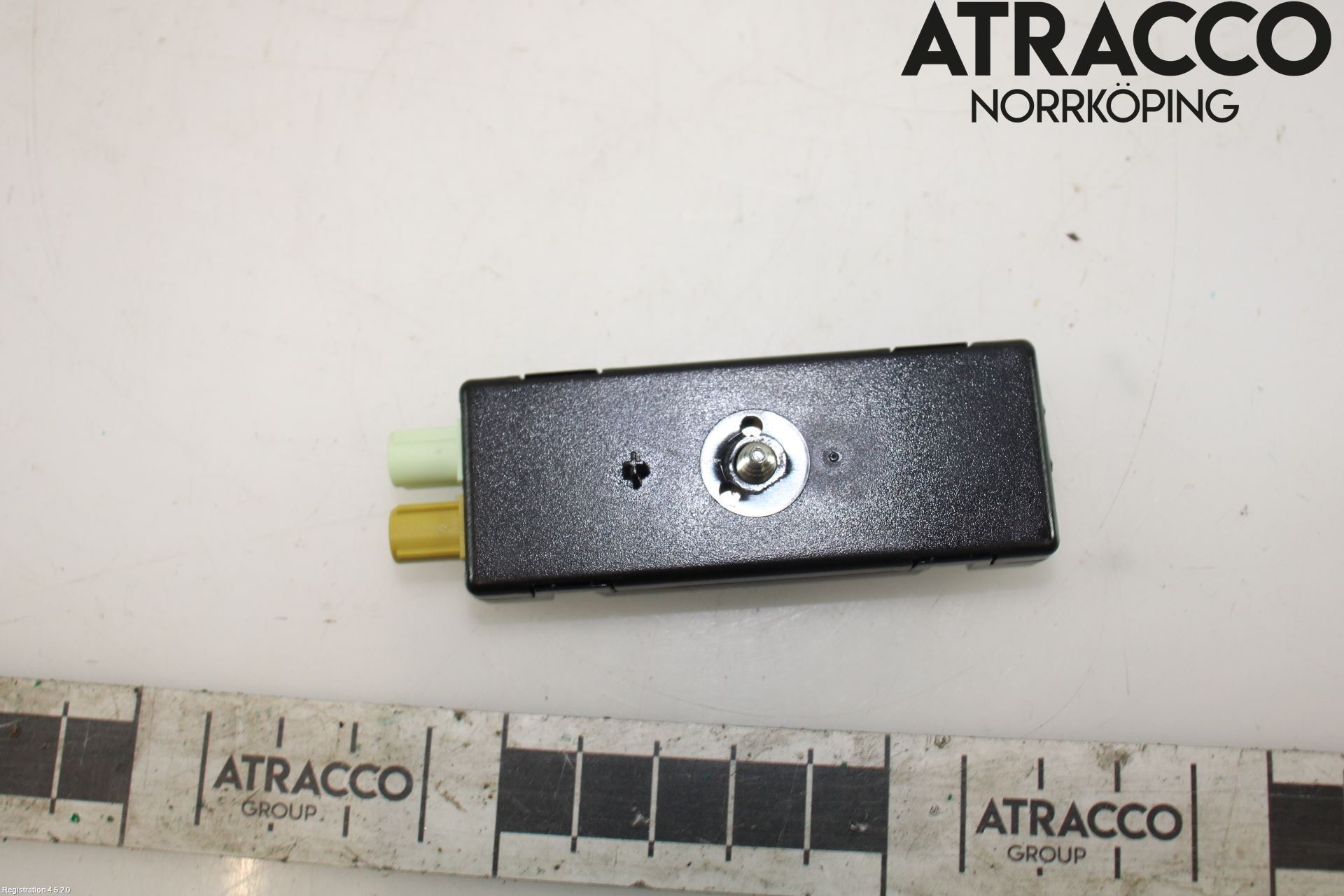 BMW i3 I01 13-22 Stereo Antenneforsterker