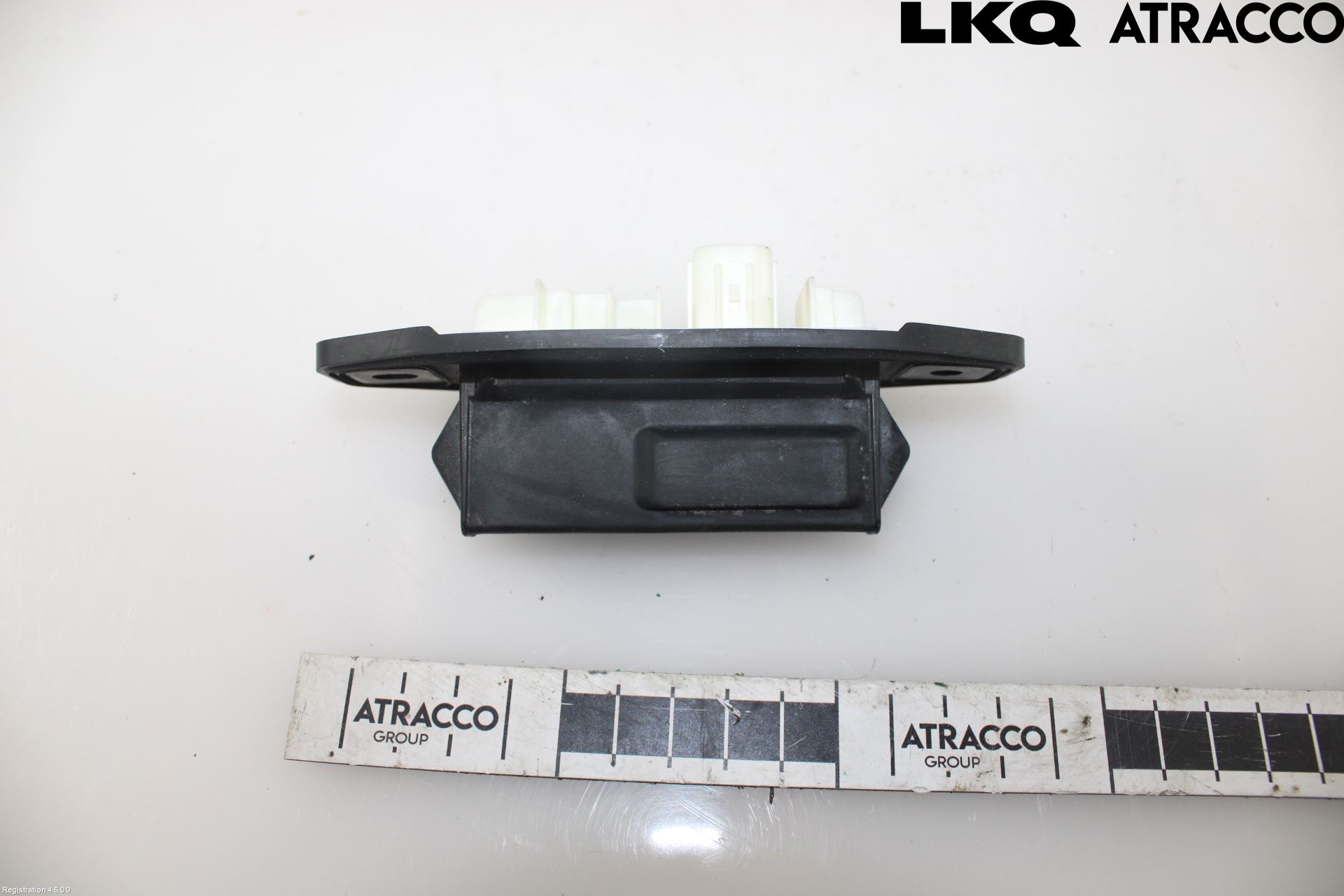 Toyota COROLLA 19- Bakluke Handtak Ytre