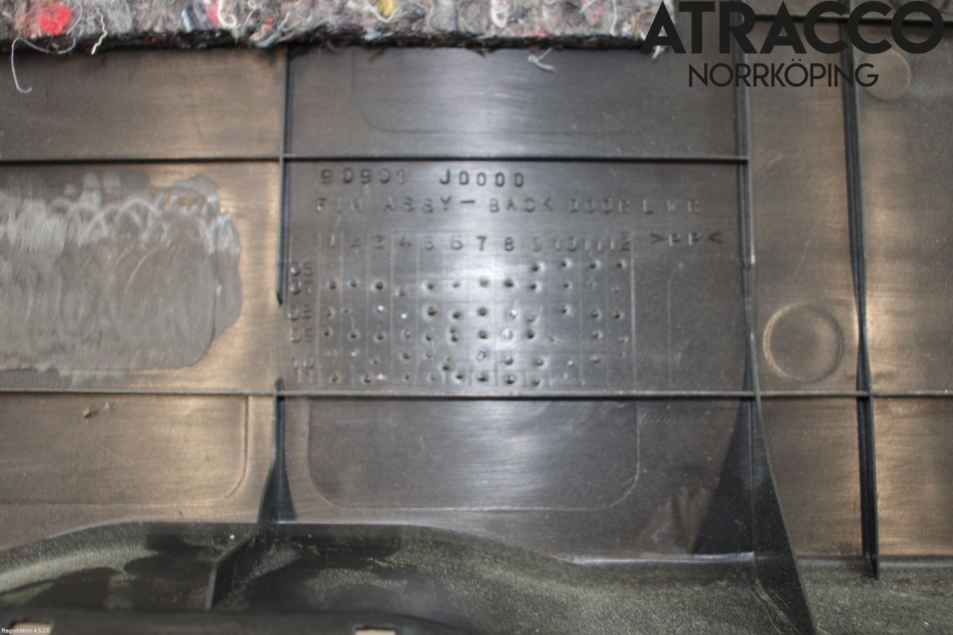 Nissan QASHQAI 10-14 Innr Bakluketrekk