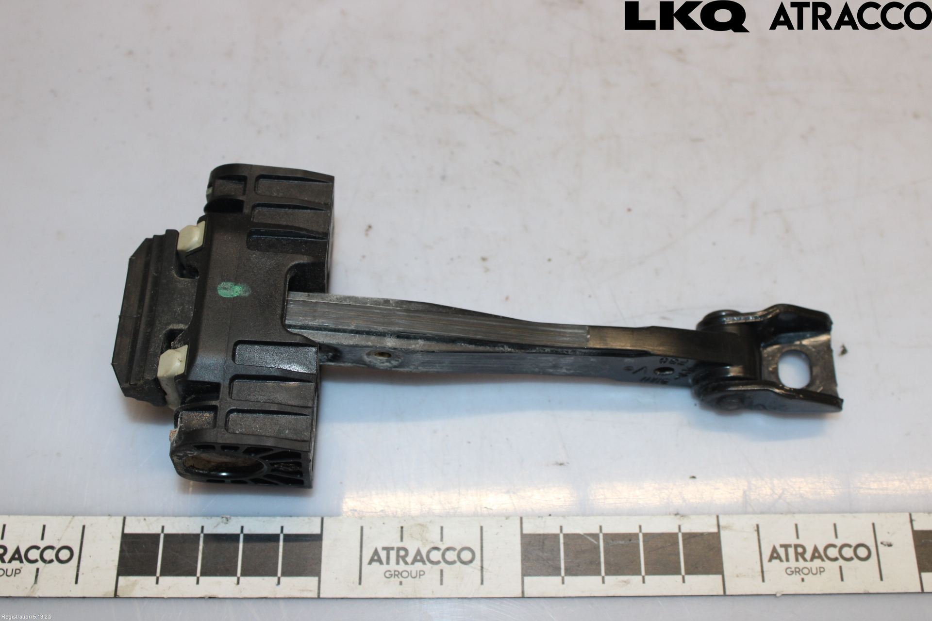 BMW 3 F30/F31/F80 12-19 Dørstopper
