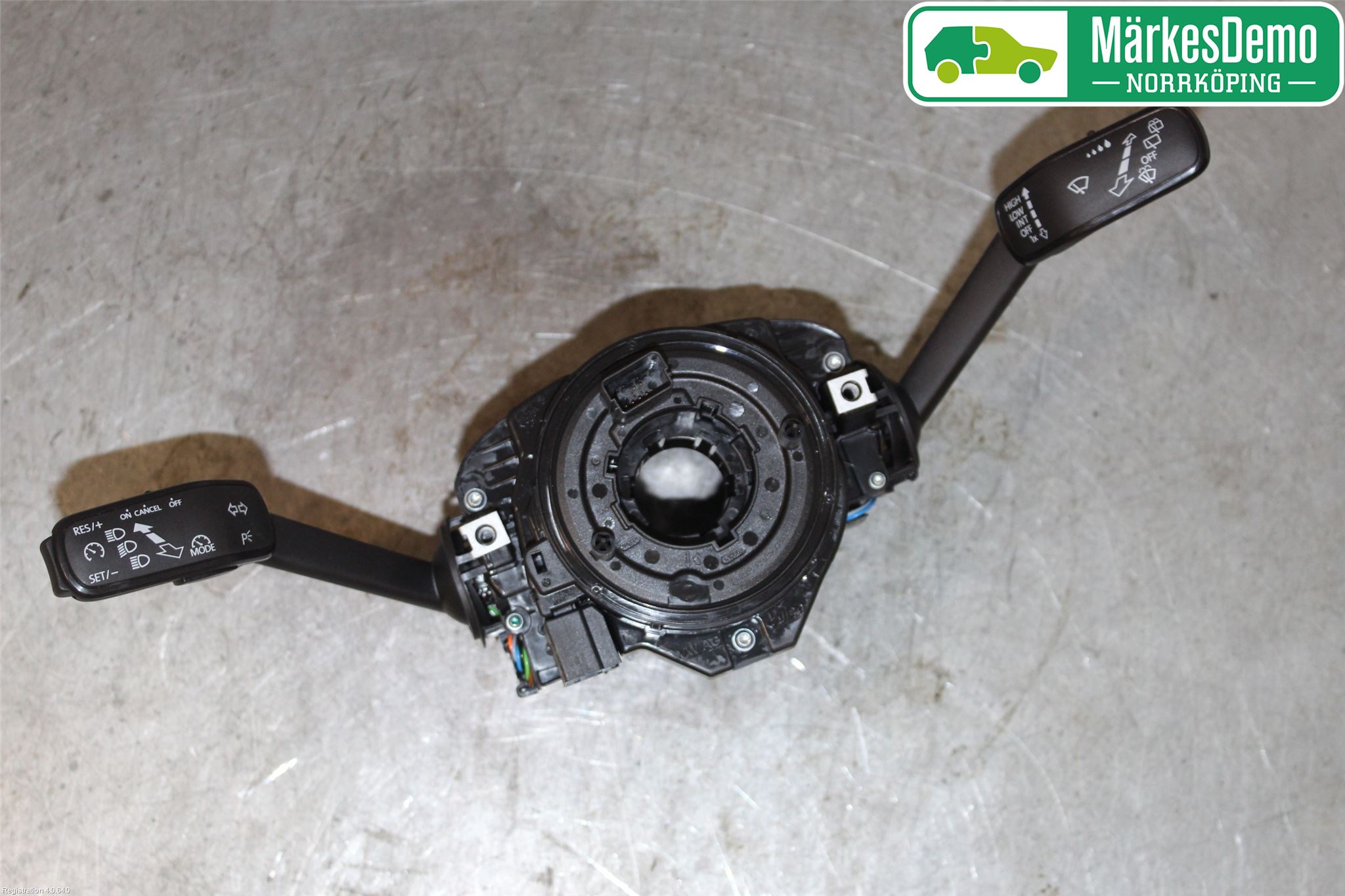 Skoda FABIA 15-21 Bryter Ratt Kombi H Og V