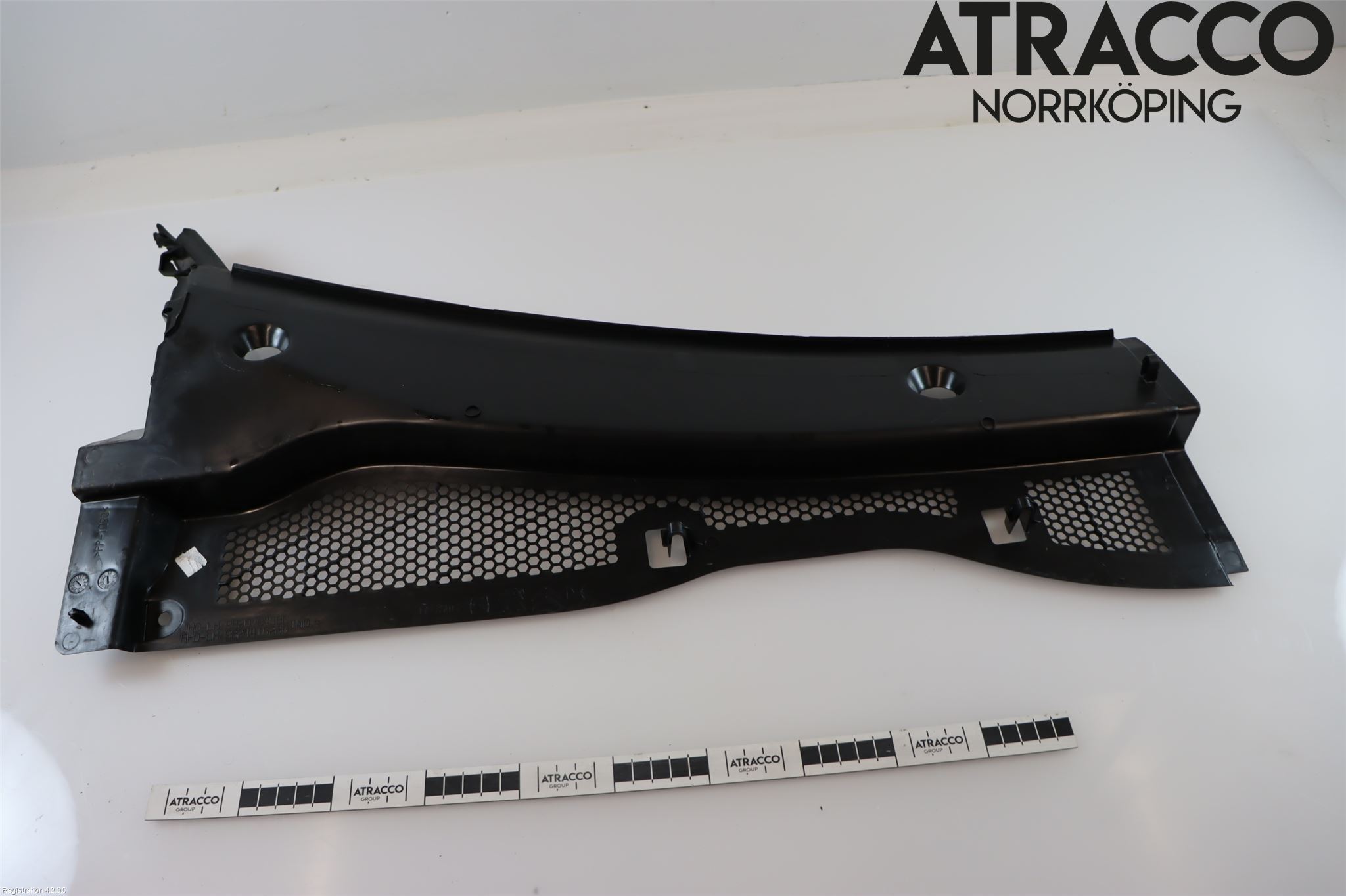 Citroen C4/E-C4 C4X/E-C4X III 21- Visker Deksel-Grill-Under Frr