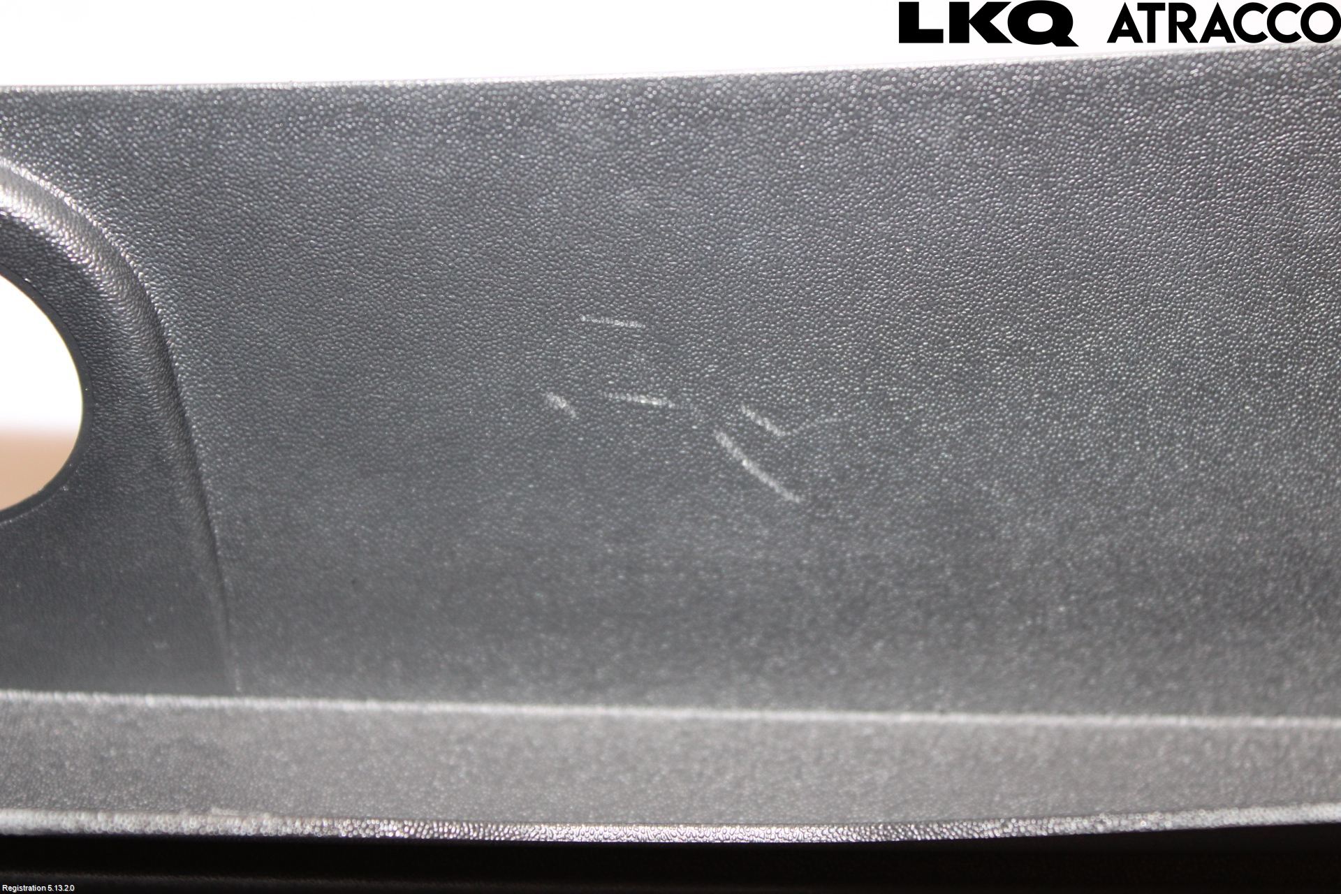 Volkswagen VW GOLF / E-GOLF VIII 20- Visker Deksel-Grill-Under Frr