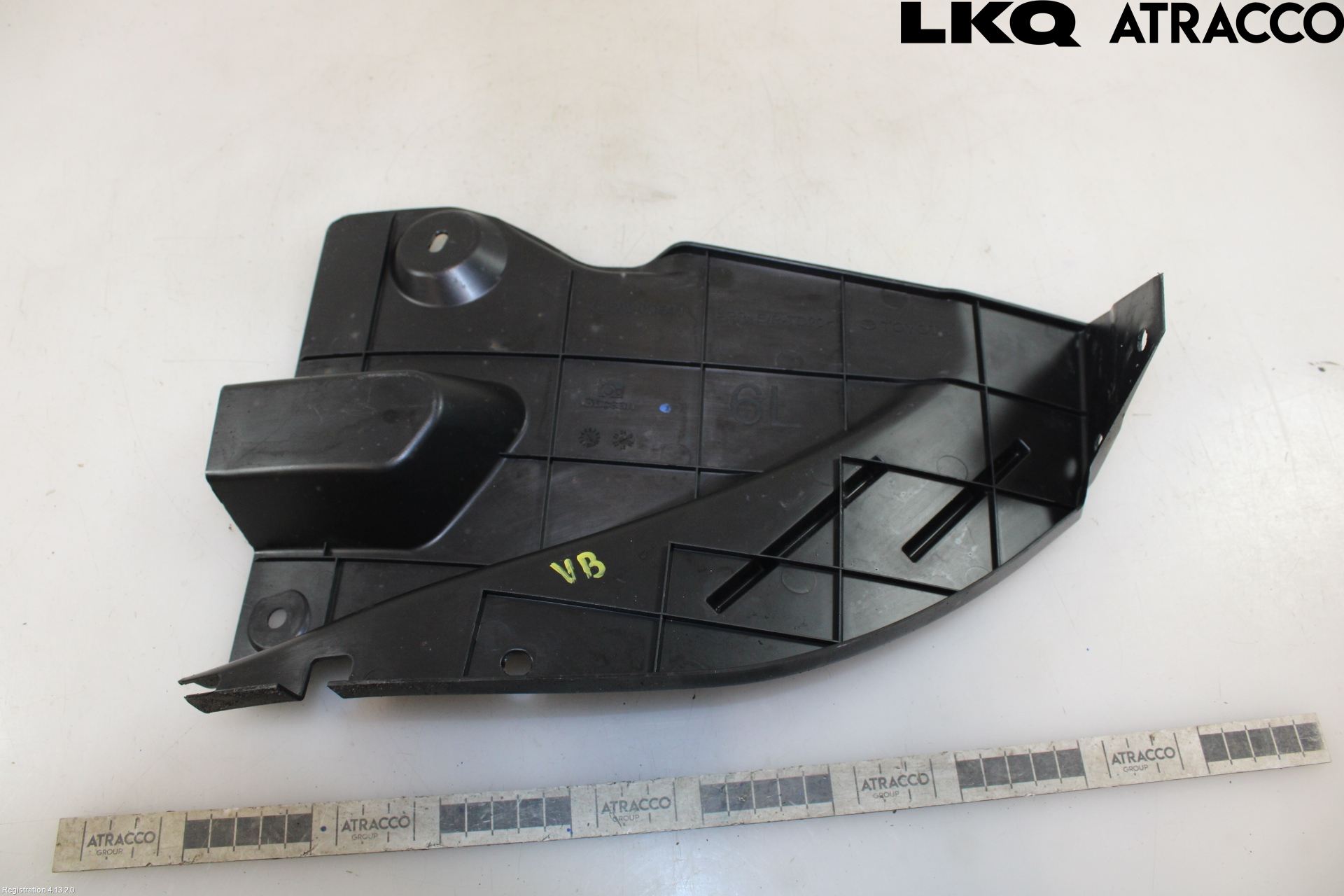 Toyota YARIS CROSS XP21 21- Skjerm Indre