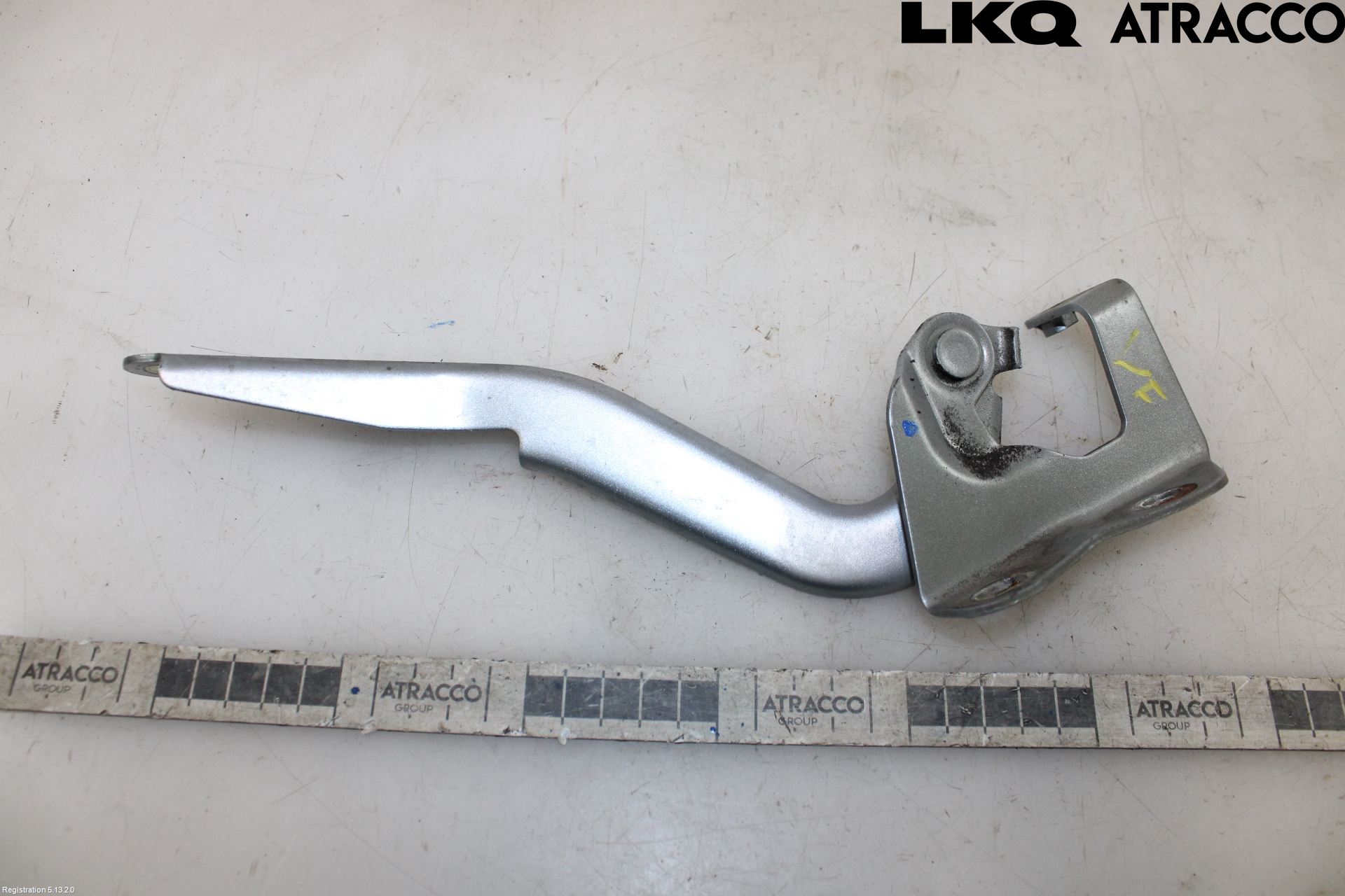 Toyota AURIS 07-09 Panser Hengsel - Hengsler