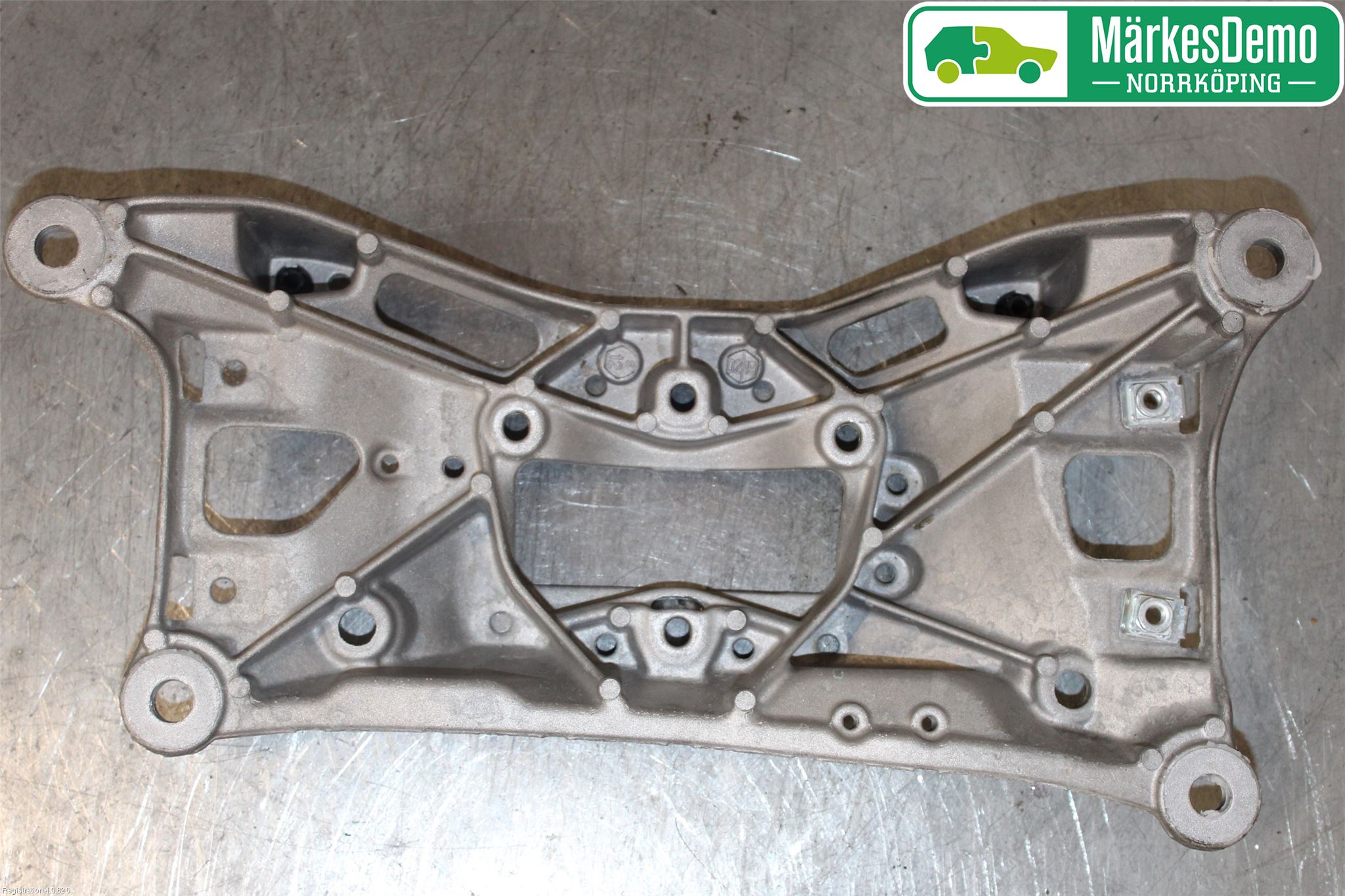 Audi A4/S4 B9 20- Gearkasse Bjelke - Travers