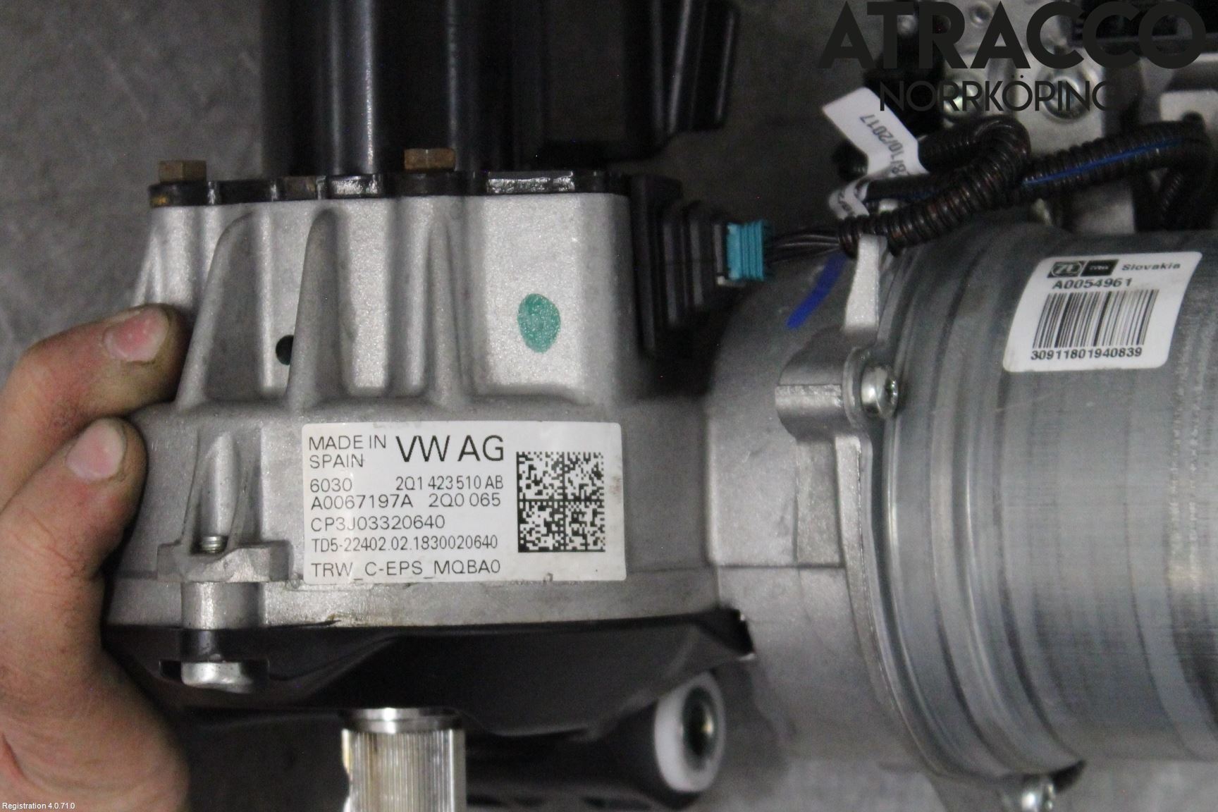 Volkswagen VW POLO VI 18->> Rattakselaggregat Innebygd Servo