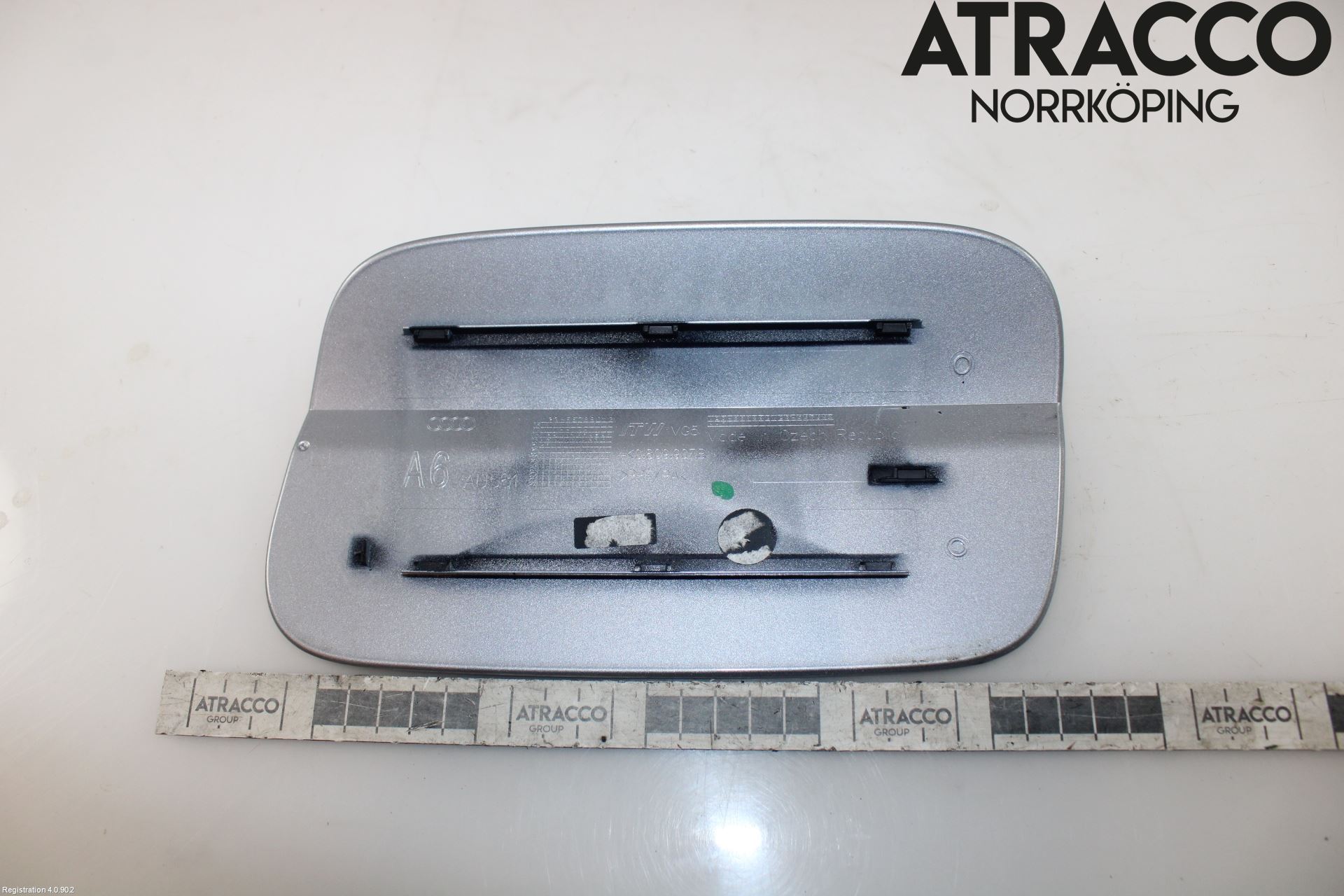 Audi A6 F2/C8 19- Drivstoff Tankluke