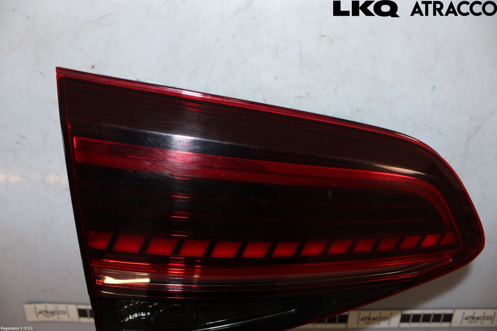 Volkswagen VW GOLF / E-GOLF VII 13-20 Baklykt Venstre  På Luke(Indre