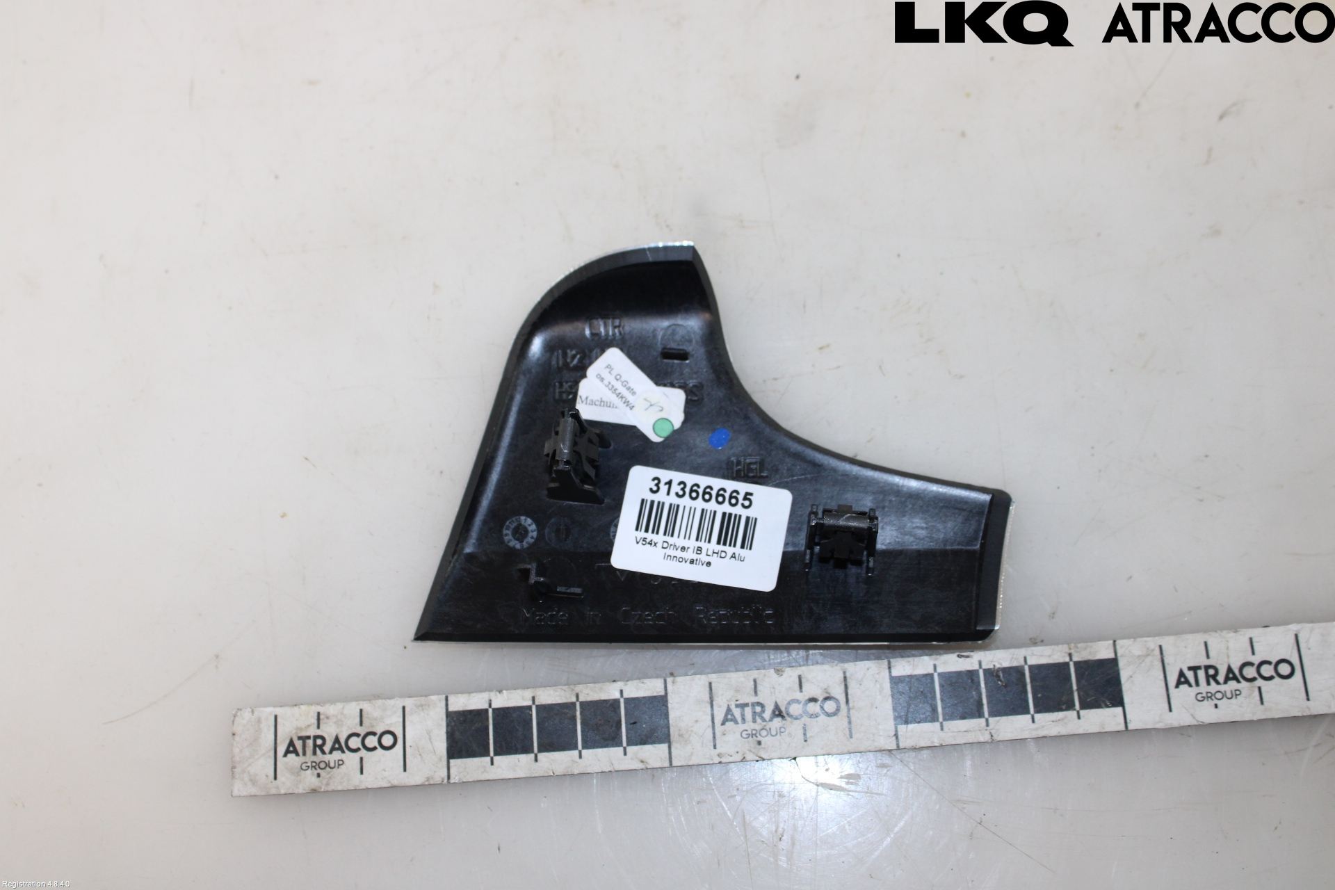 Volvo V90 17->> Innr Dekor Instrbord