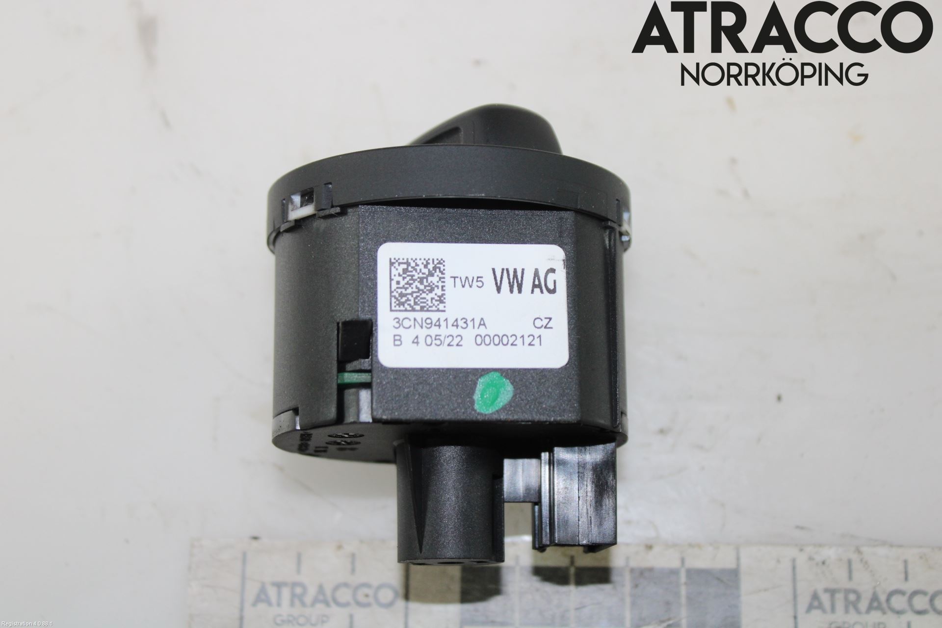 Volkswagen VW TIGUAN 16-24 Bryter Hovedlys