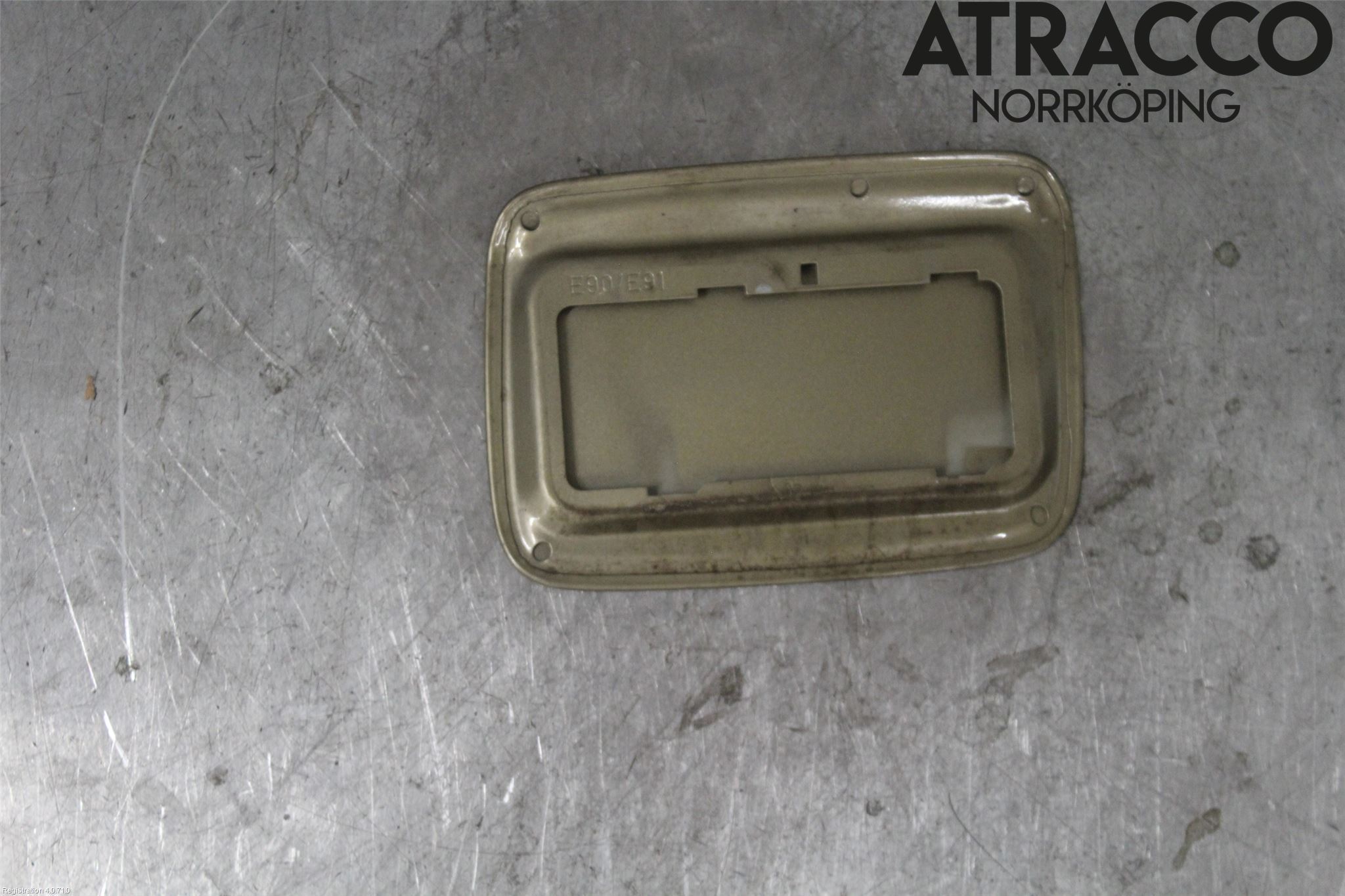 BMW 3 E90/91 SED/TOU 05-12 Drivstoff Tankluke