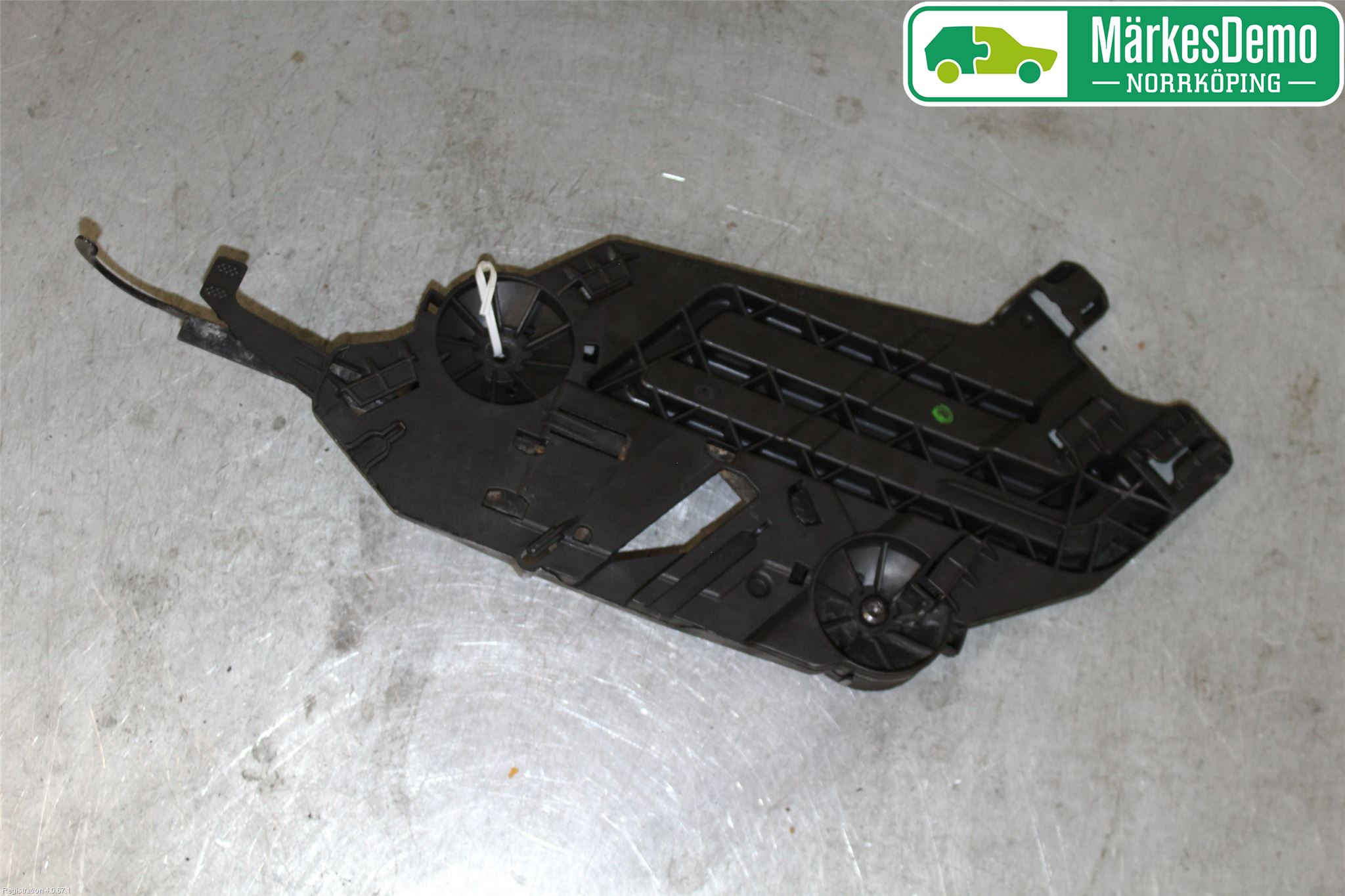 Skoda OCTAVIA (1Z) 05-13 Frontlykt Holder-Feste