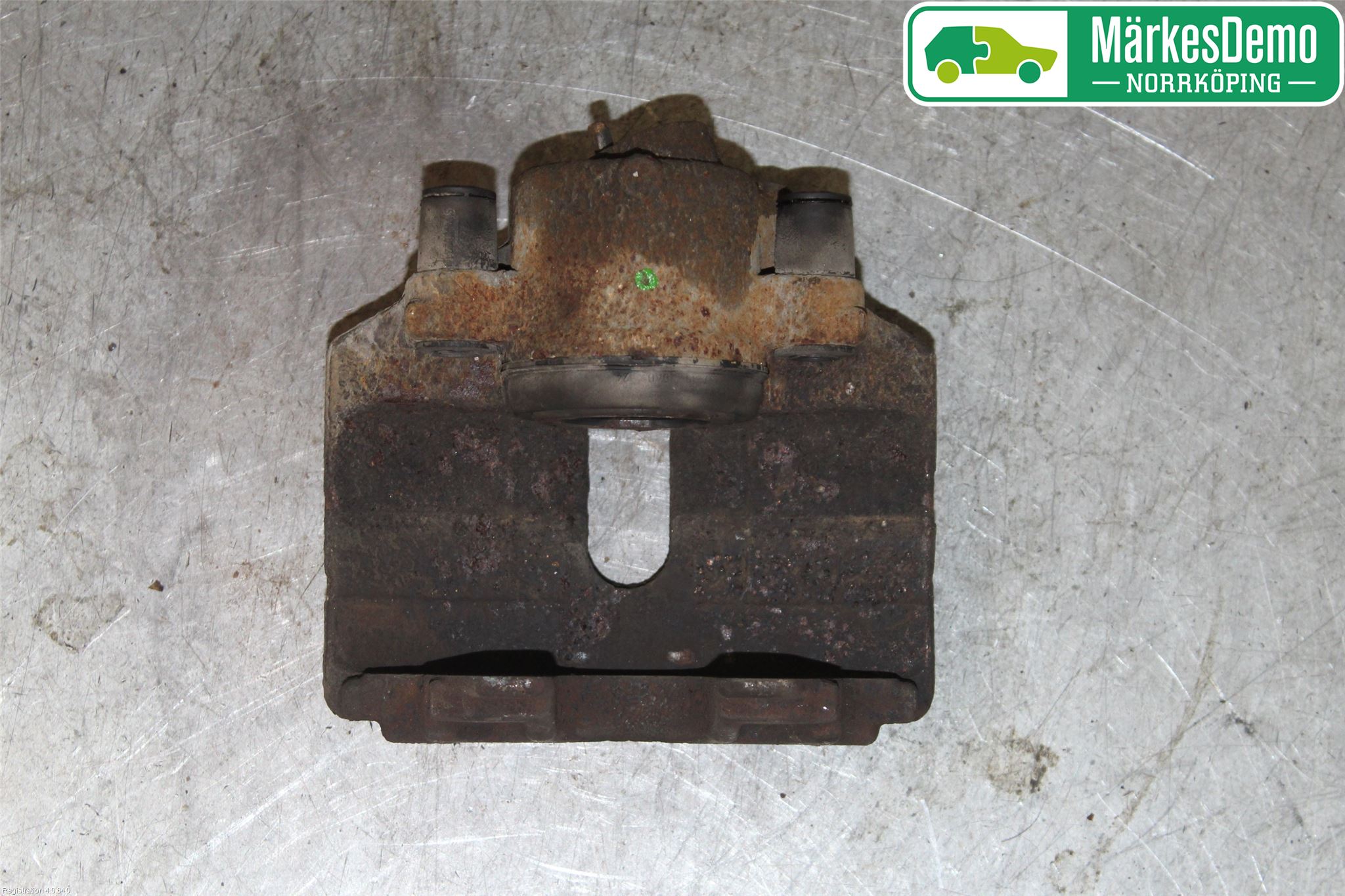 Volkswagen VW PASSAT 11-14 Bremsecaliper Foran Høyre