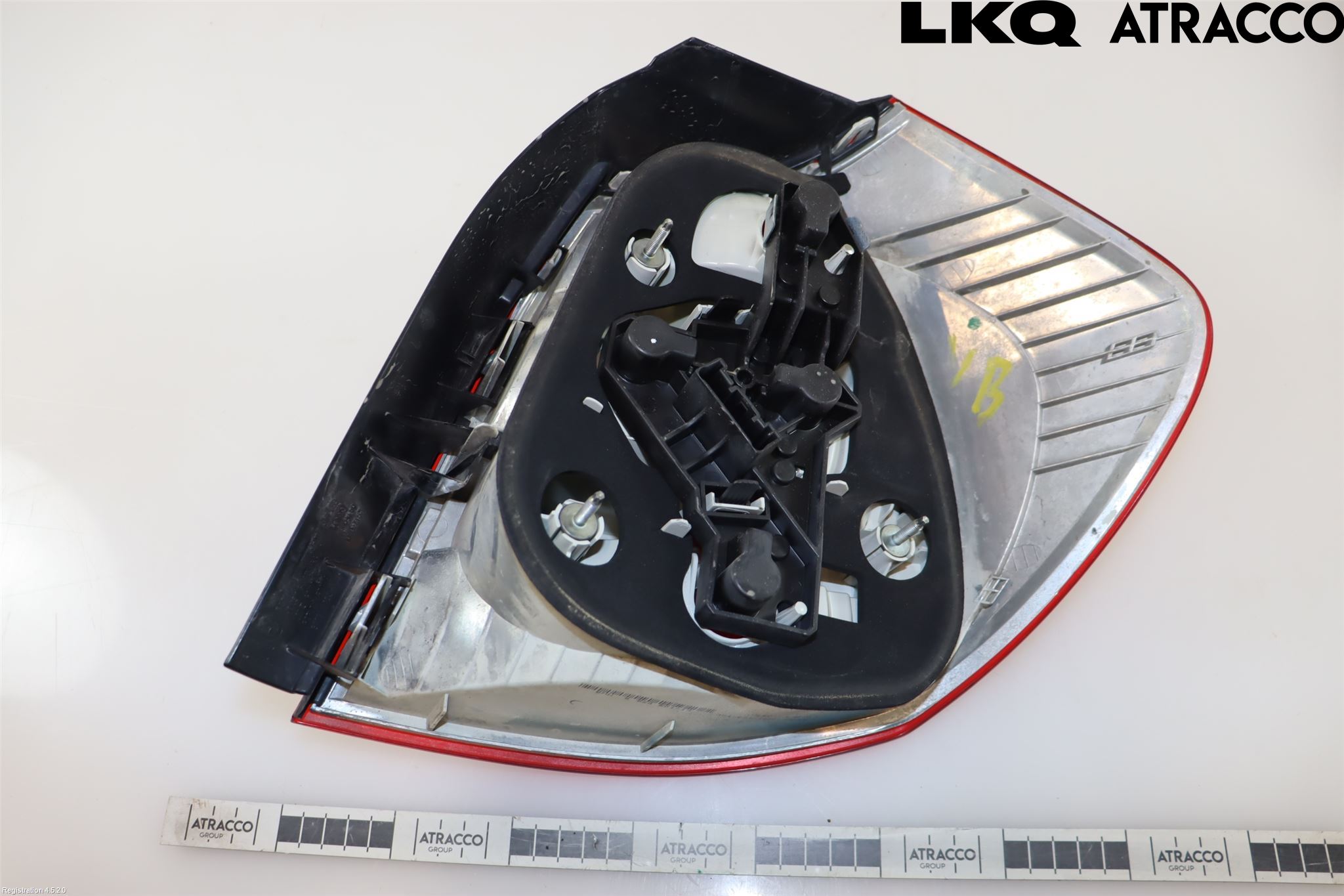 BMW 1 E87/81 5D/3D 03-11 Baklykt Venstre